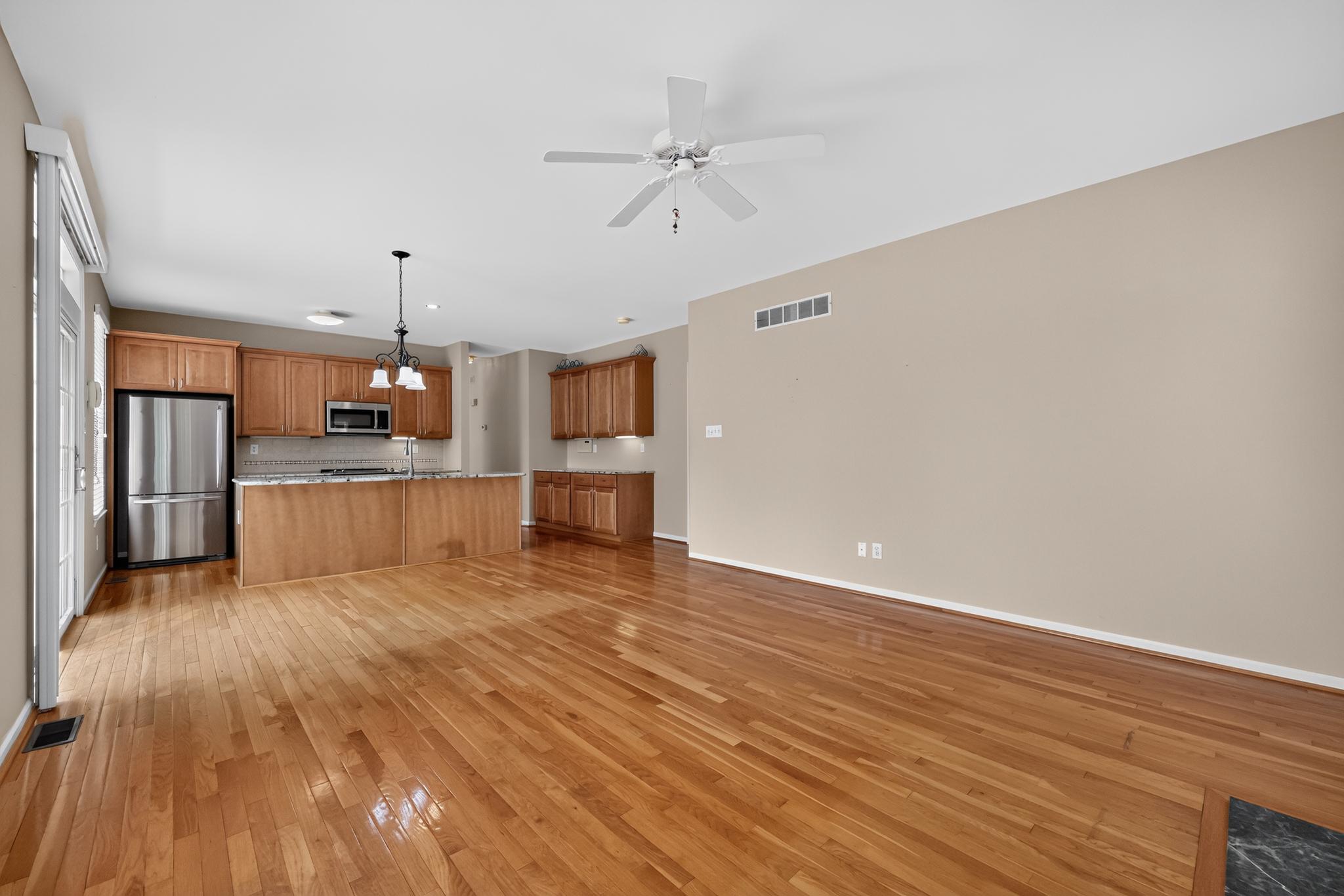 FOX HILL FARM - Residential