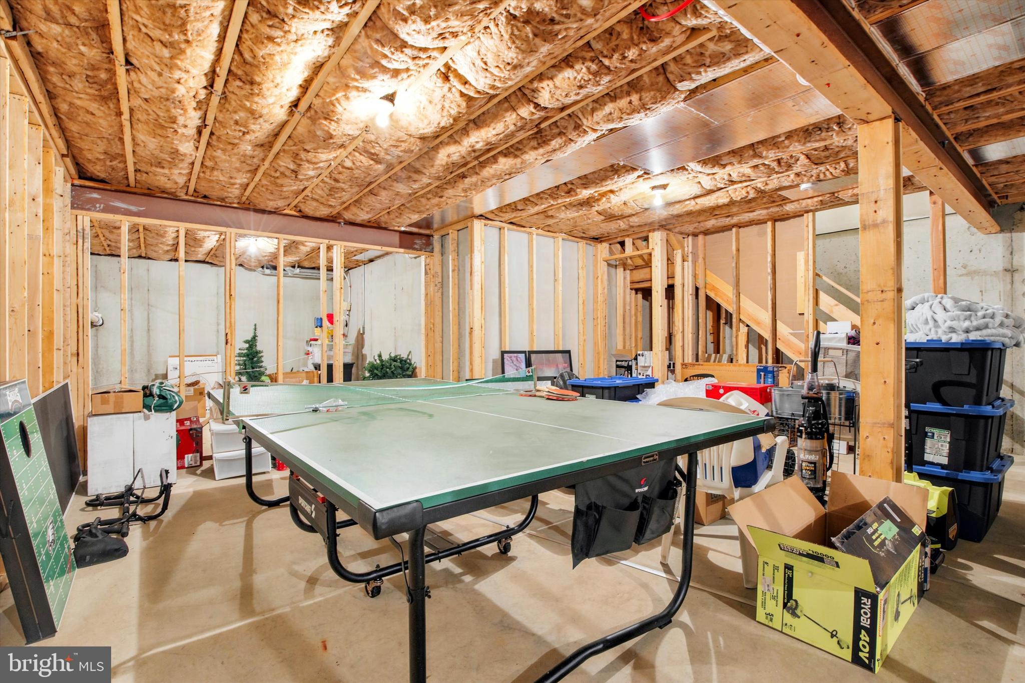 WOODSPRING MEADOWS - Residential