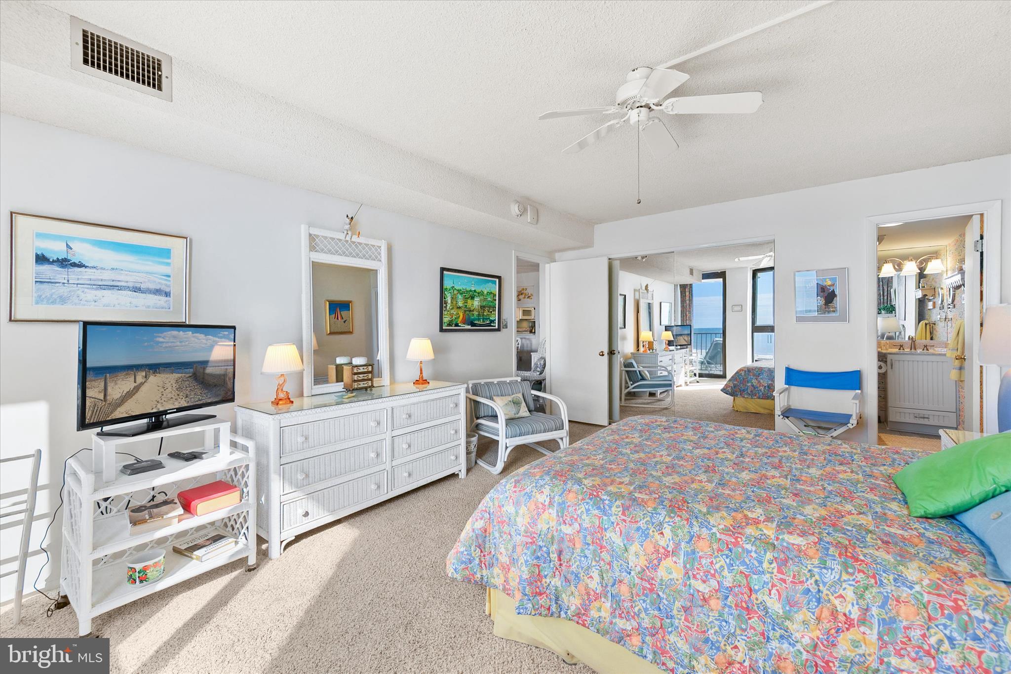 SEA COLONY EAST - Residential