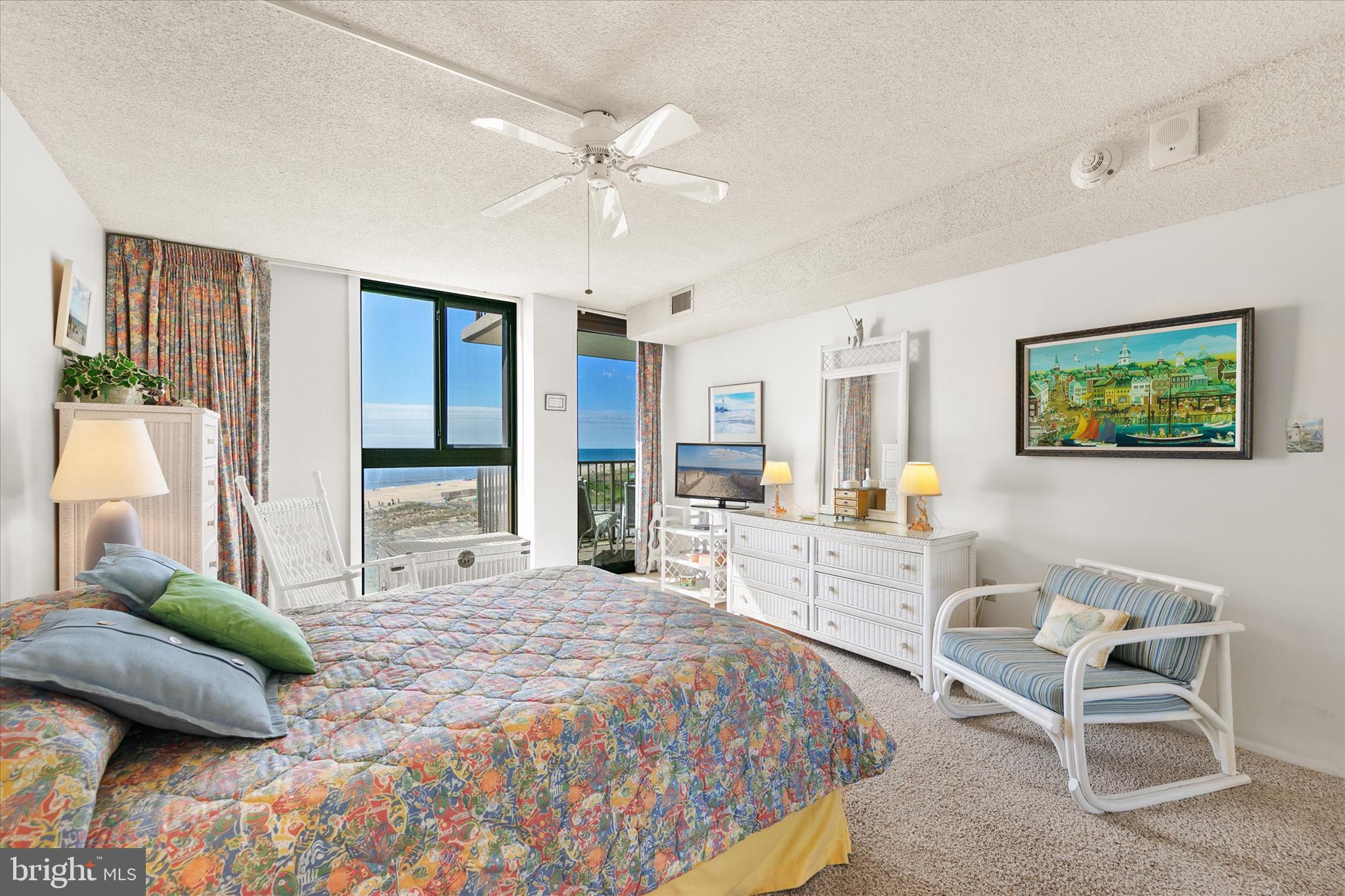 SEA COLONY EAST - Residential