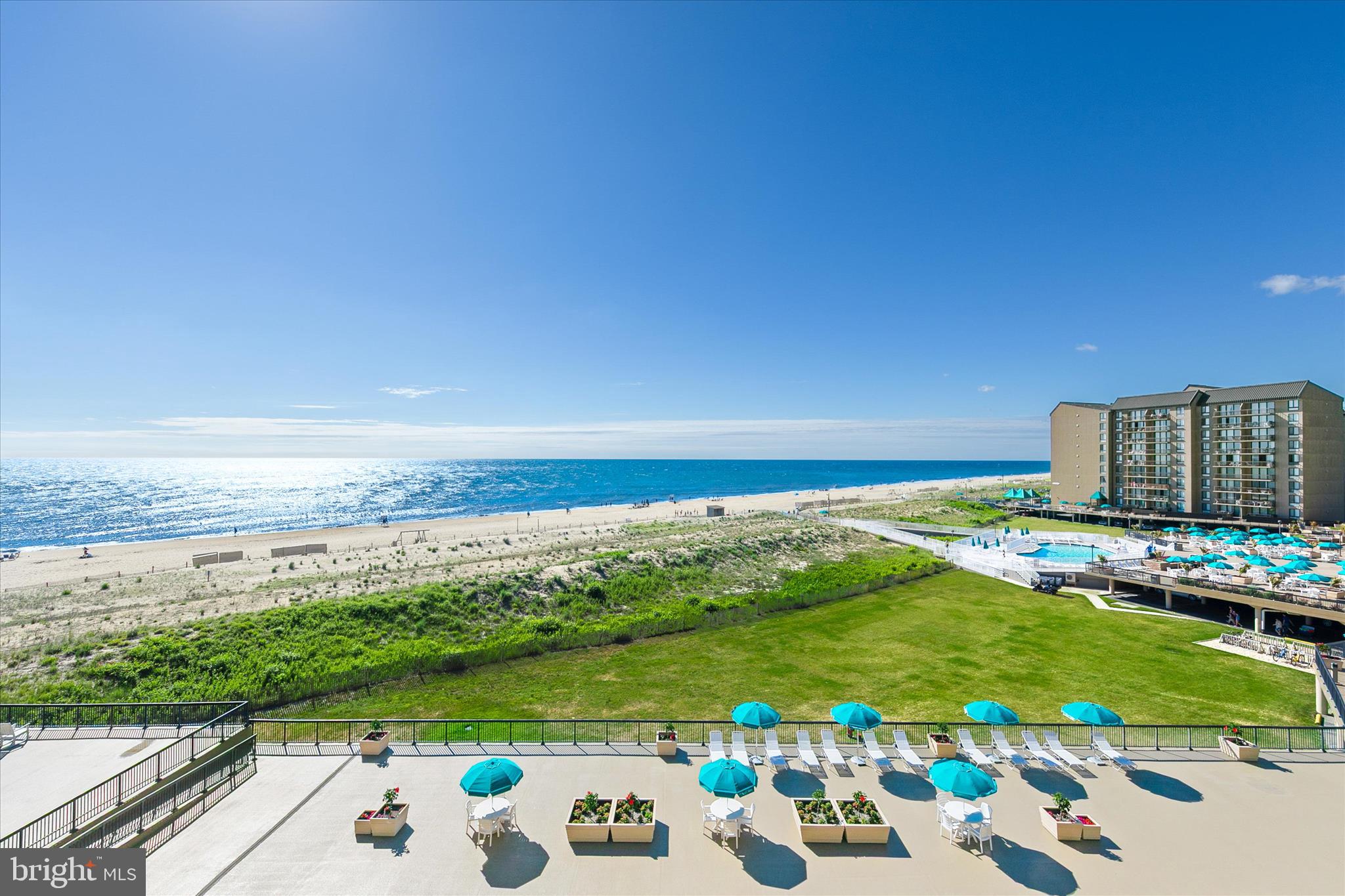 SEA COLONY EAST - Residential