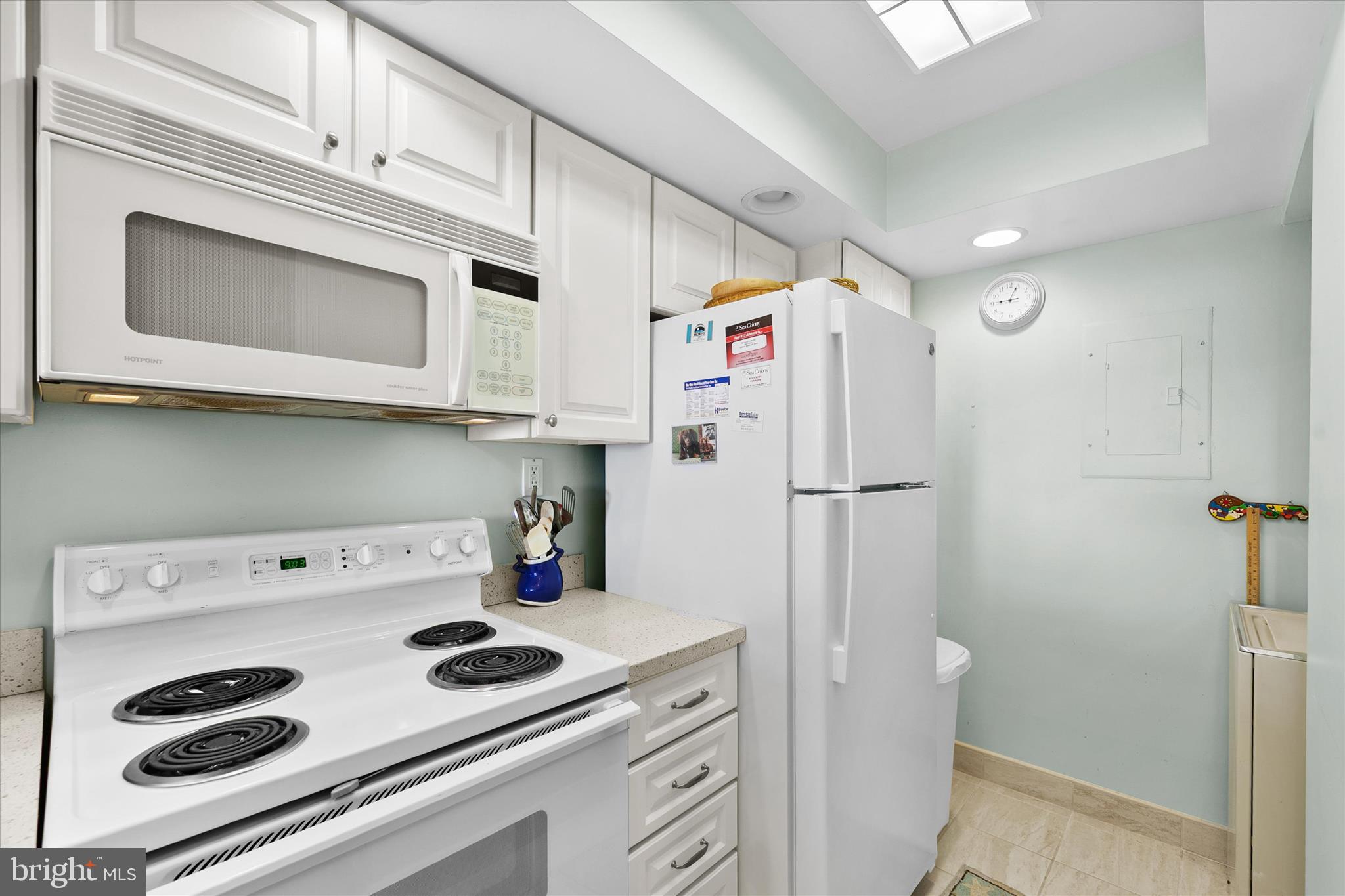SEA COLONY EAST - Residential