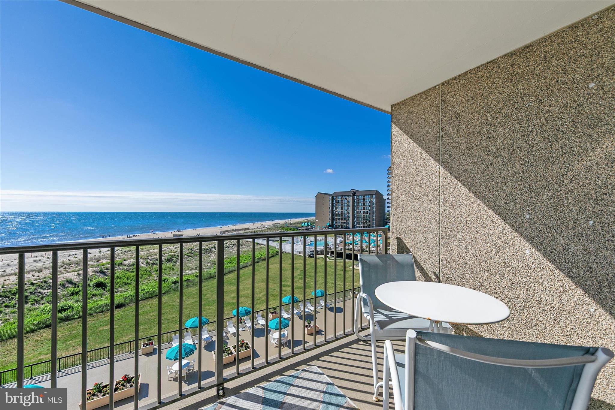 SEA COLONY EAST - Residential