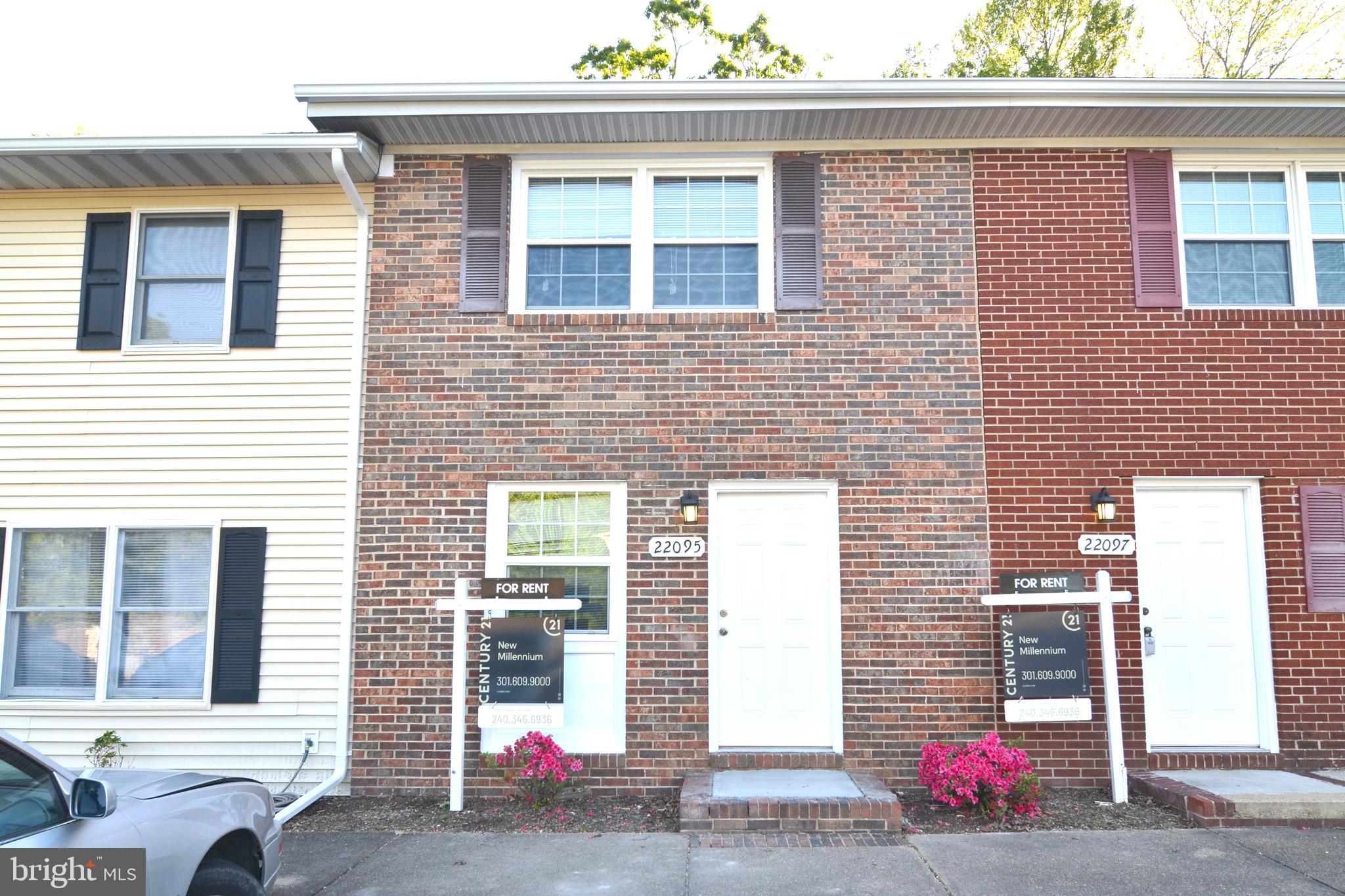 Recently updated 2BR 1.5FB brick front town home. Washer and dryer in unit. Rear patio and storage area. Pets case by case basis. Close to PAX gate.  Please note, due to the water meter configuration on this unit,  there is a flat water/sewer fee  of approximately $92/mo to MetCom for reasonable  water and sewer use.