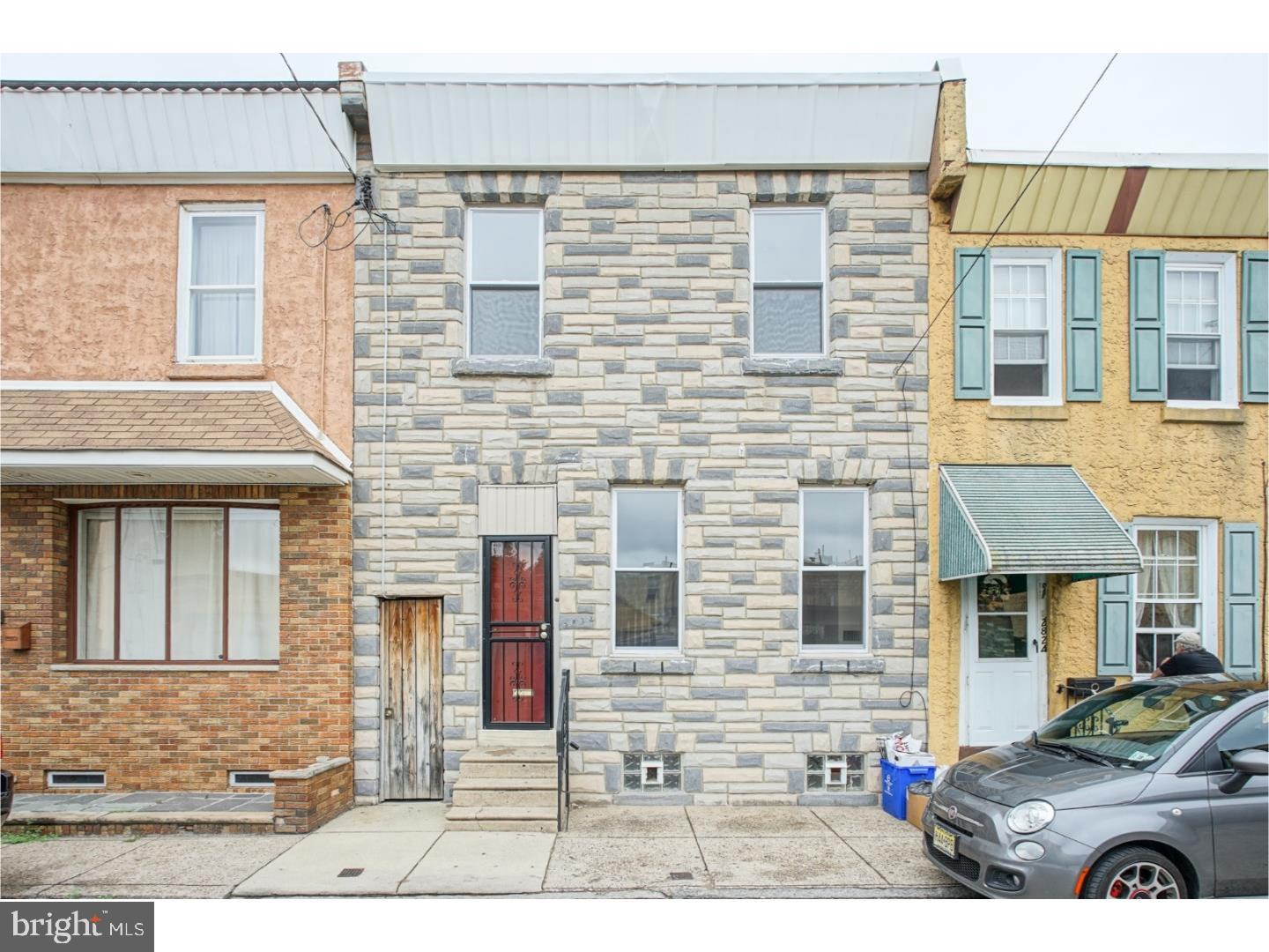 PORT RICHMOND - Residential Lease