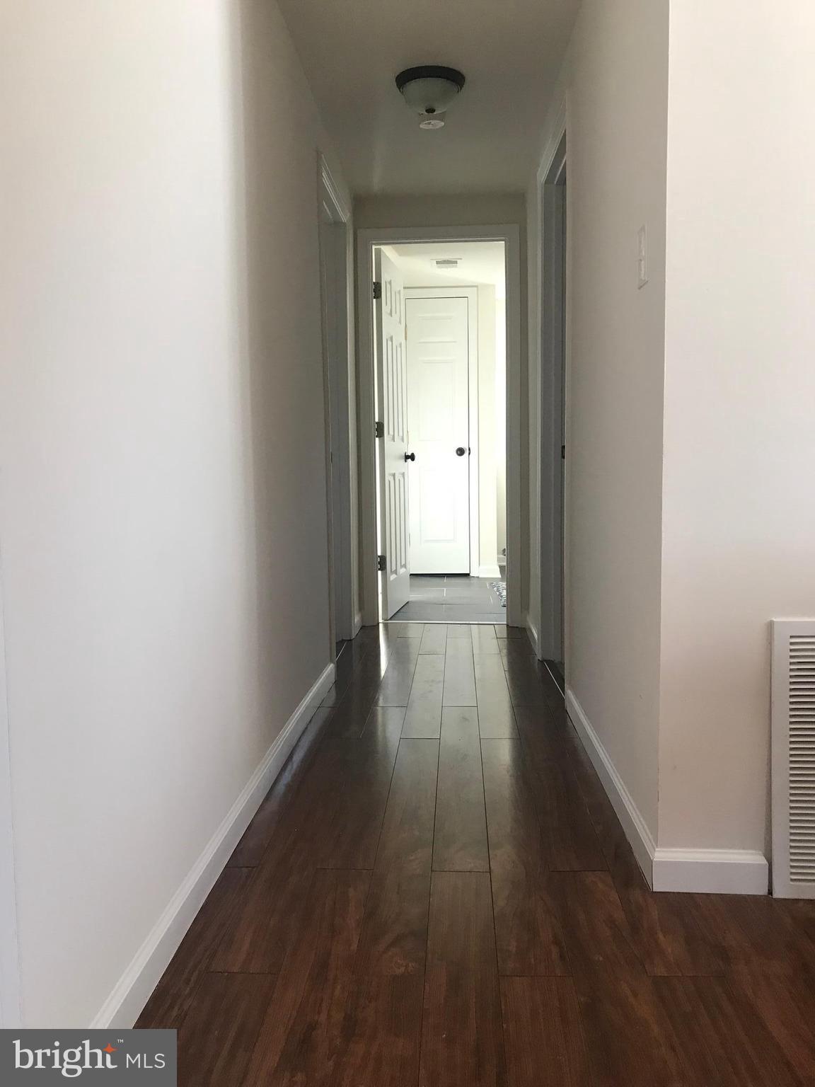 RHOADESVILLE - Residential