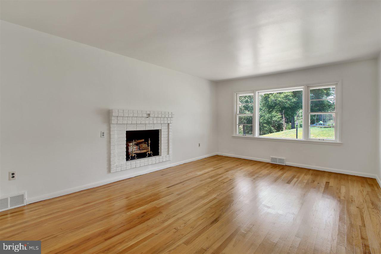 STRATHCONA-HILLCROFT - Residential