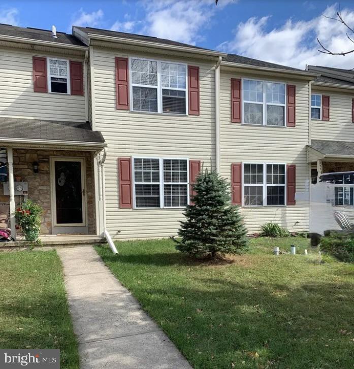 Move right in — durable LVP throughout, and no HOA.
Welcome to 131 Sunnyside Lane, a 3-bedroom, 2.5-bath townhome in Perkasie's sought-after Pennridge School District, with both the middle and high schools less than half a mile away.
Inside, low-maintenance luxury vinyl plank flooring runs through the entire first and second floor — waterproof, durable, and ready for real life. No refinishing, no projects waiting on you. Neutral paint means the only thing left to do is unpack. A partially finished basement adds flexible extra space for a home office, playroom, or gym.
The kicker? No HOA. No monthly dues, no surprise assessments — just hundreds kept in your pocket every year. For a townhome, that's a rare find.
Three finished levels, central air, two off-street parking spaces, and all appliances plus the HVAC unit included. Public water and sewer, built solid in 1997 and well maintained.
A desirable district, no HOA, and a move-in-ready home. At $359,900, 131 Sunnyside is the easy yes.
