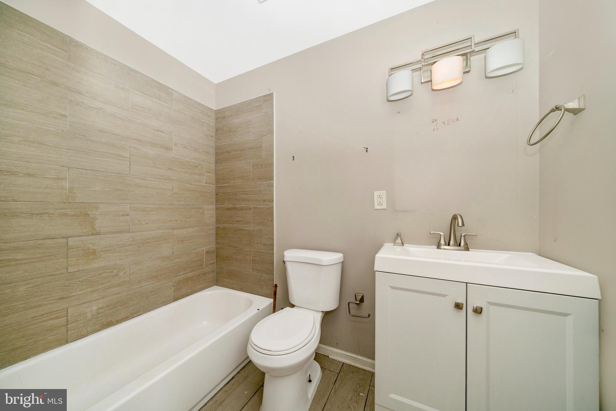 HARLEM PARK - Residential Income