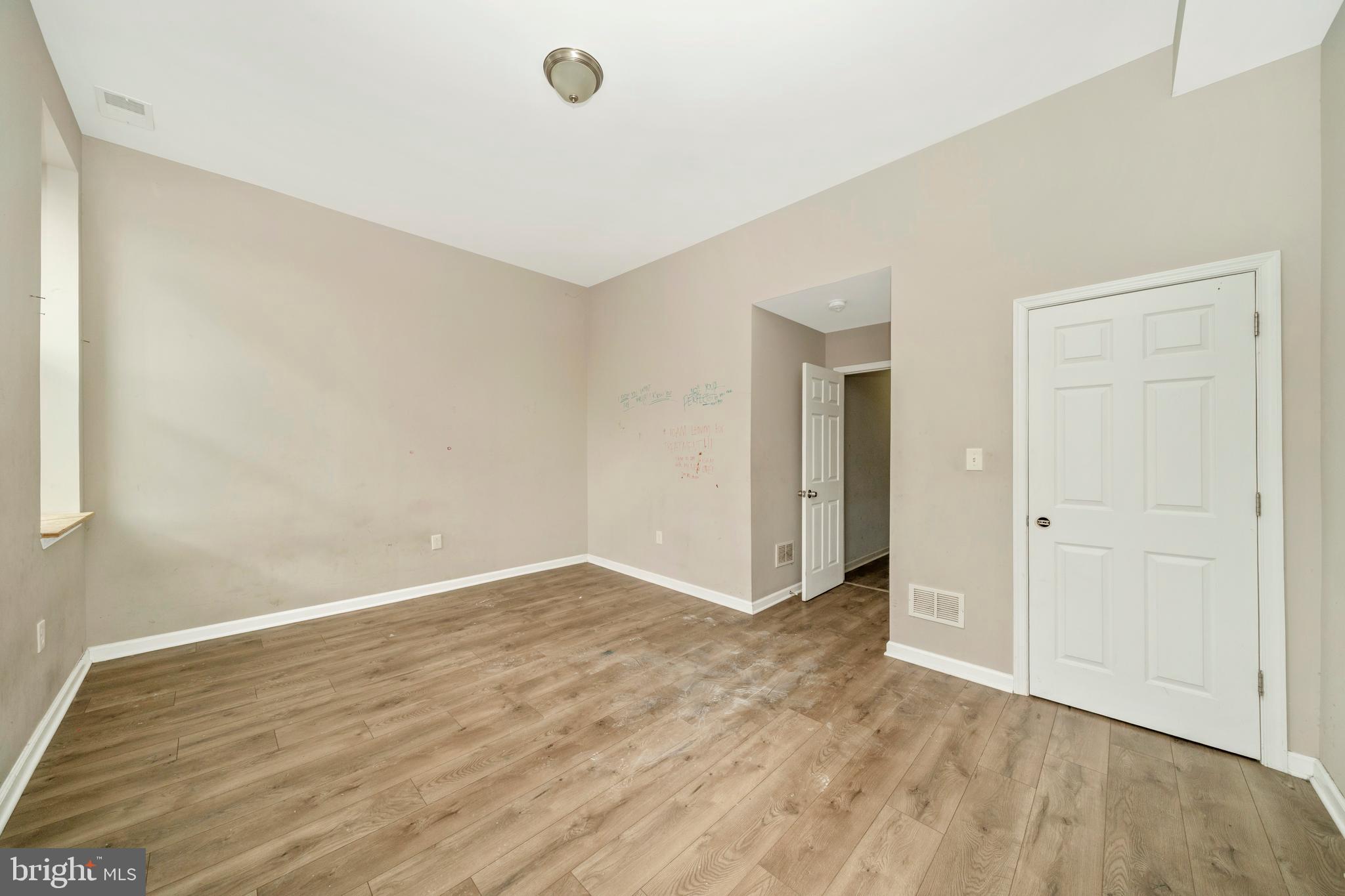 HARLEM PARK - Residential Income