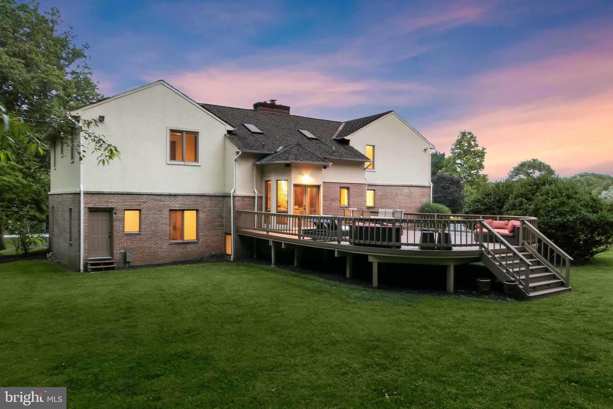 RIDGEWOOD - Residential