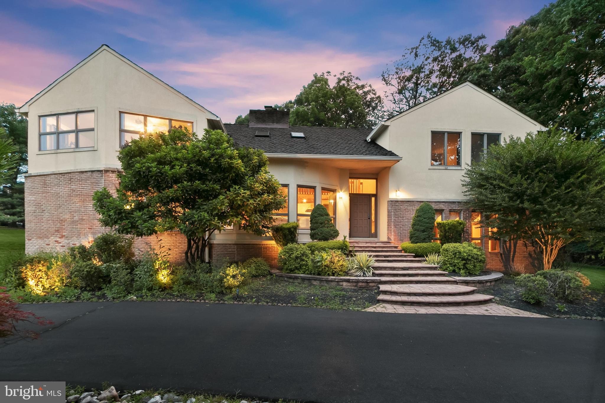 RIDGEWOOD - Residential