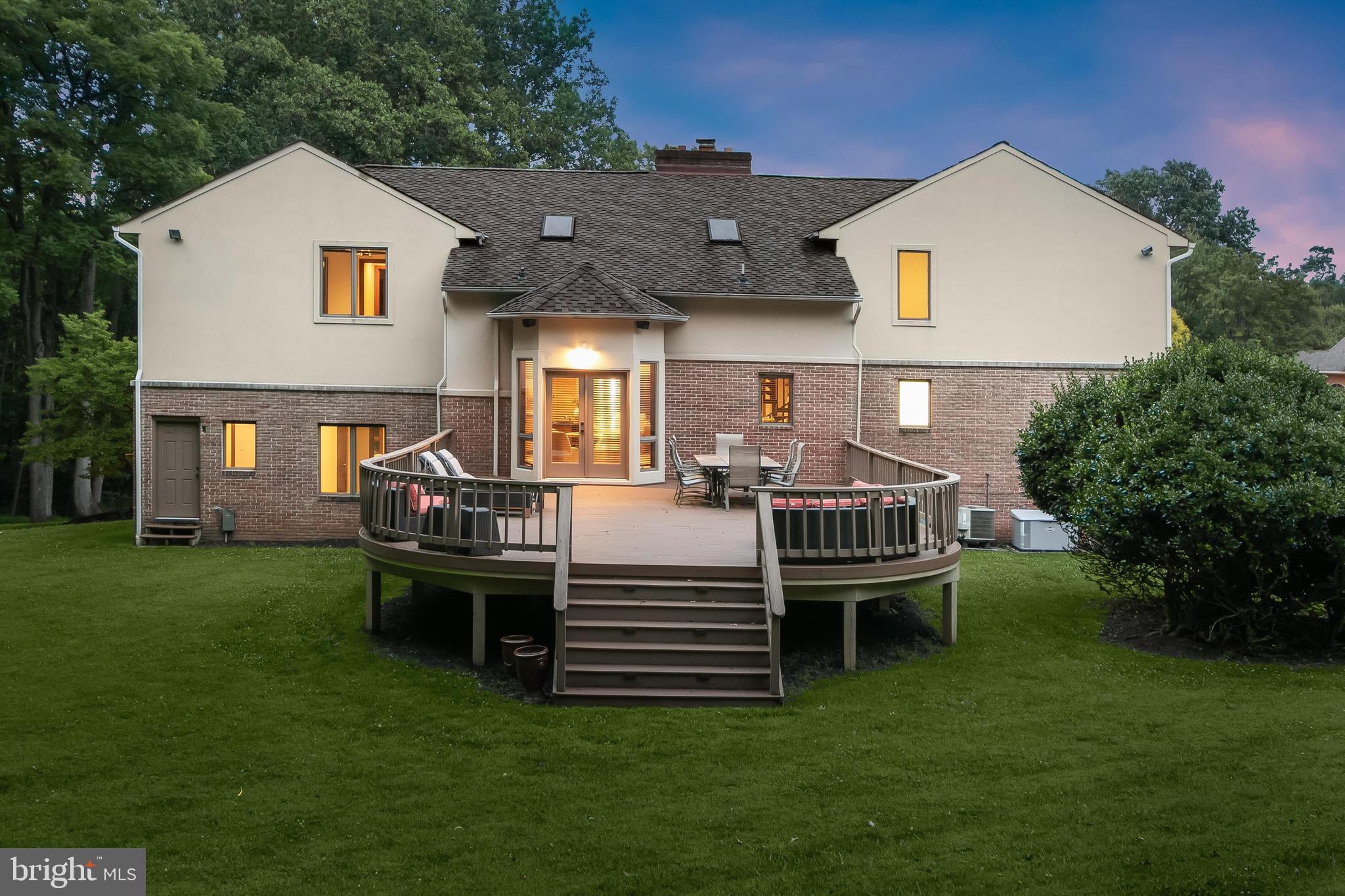 RIDGEWOOD - Residential
