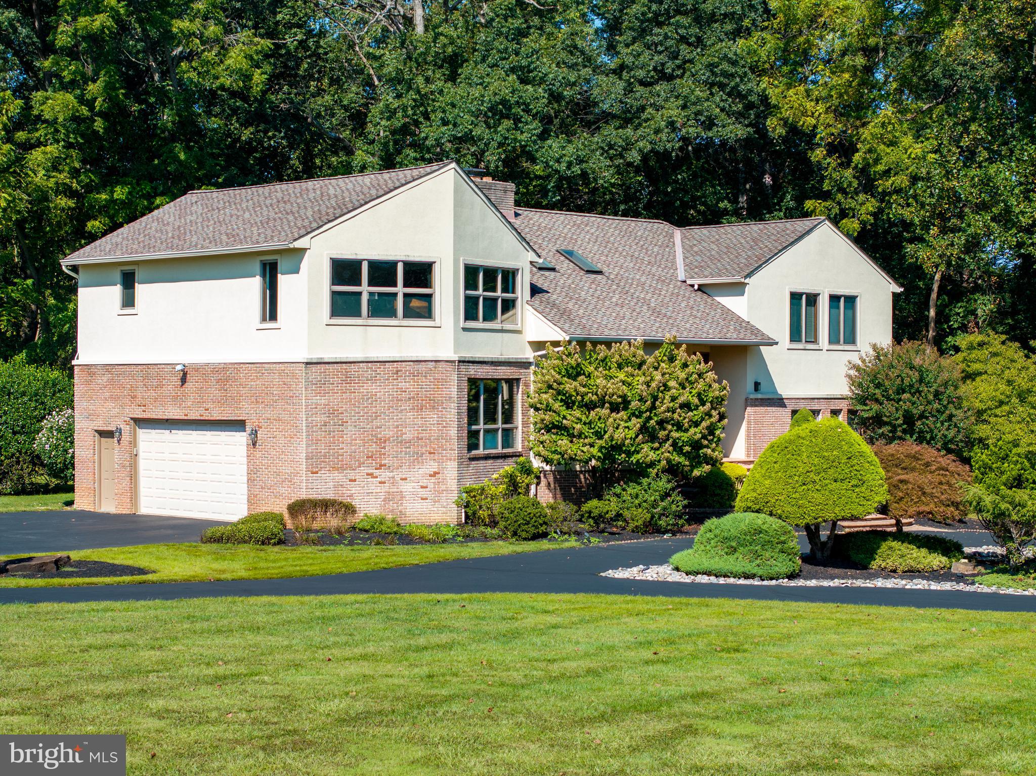 RIDGEWOOD - Residential