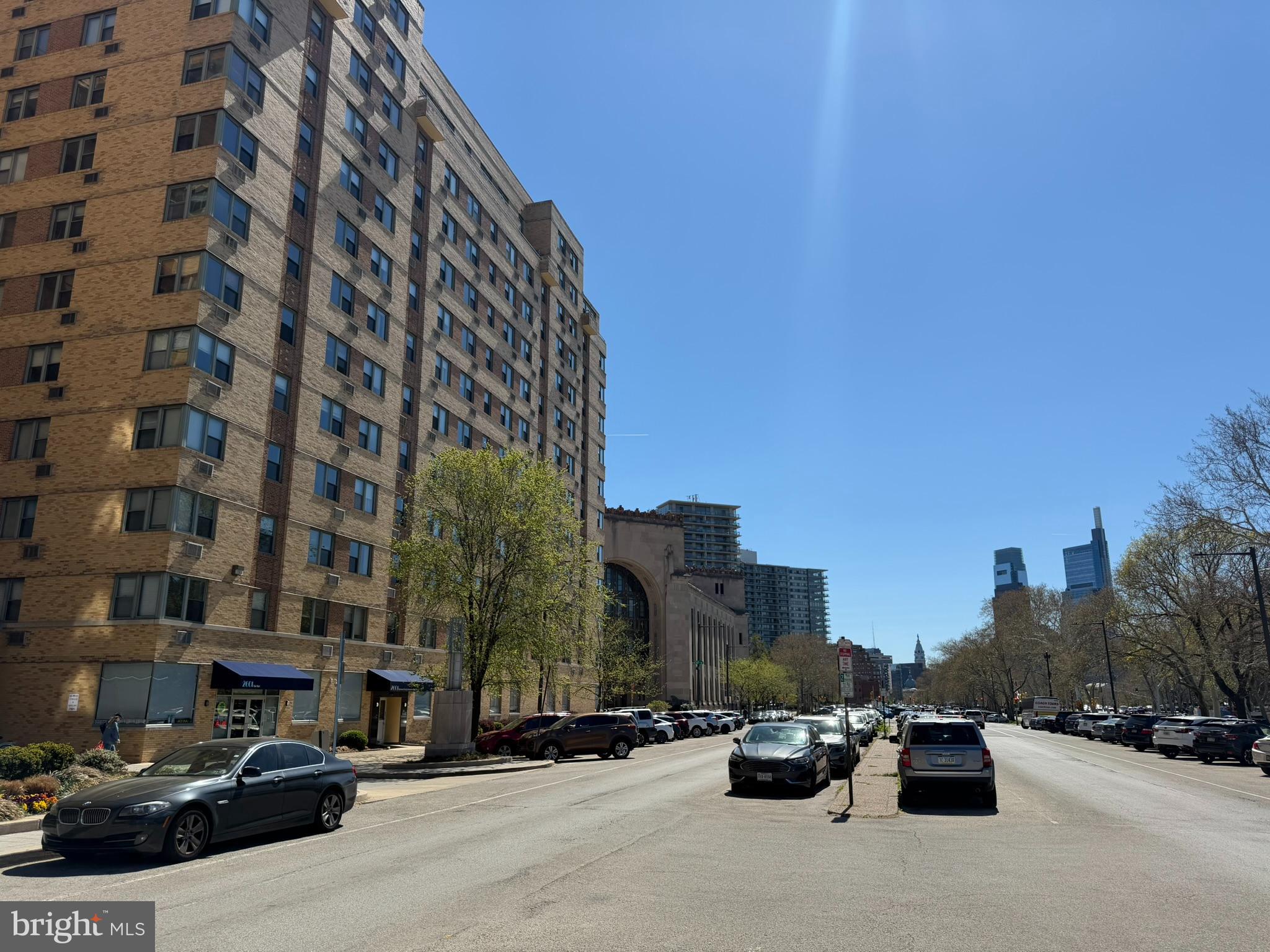 ART MUSEUM AREA - Residential