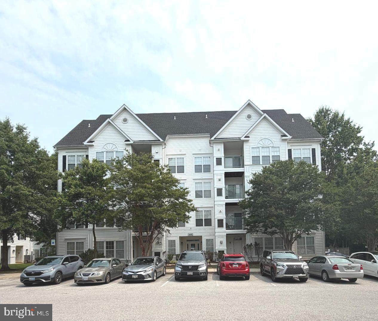 BOWIE TOWERS - Residential