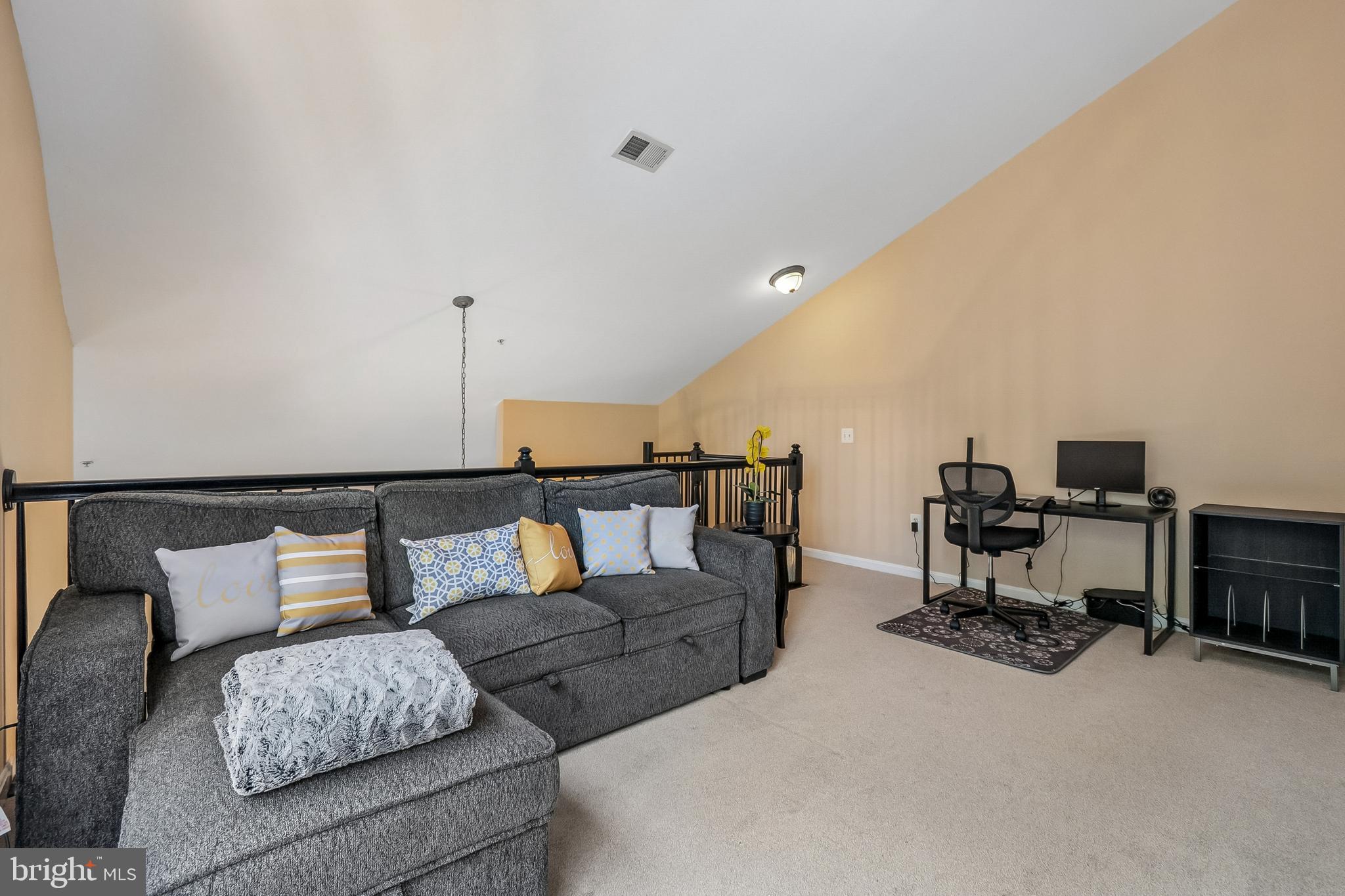 BOWIE TOWERS - Residential