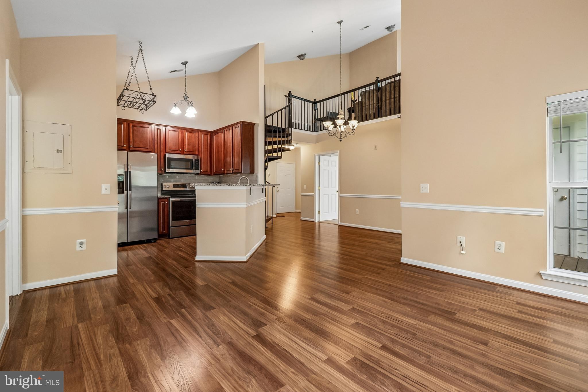 BOWIE TOWERS - Residential