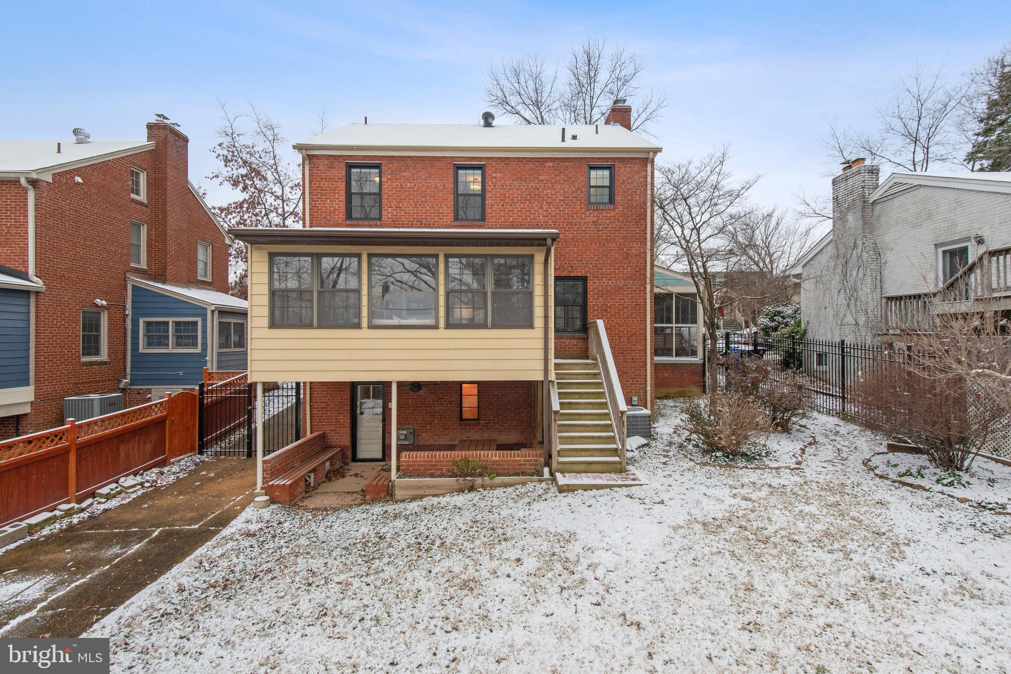 LYON PARK - Residential