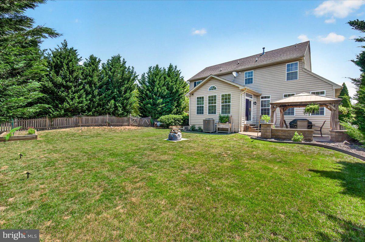CLOVER RIDGE - Residential