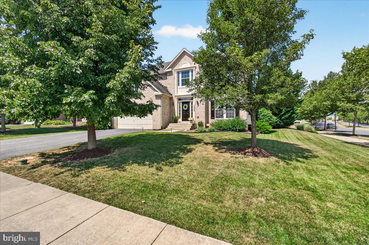 CLOVER RIDGE - Residential