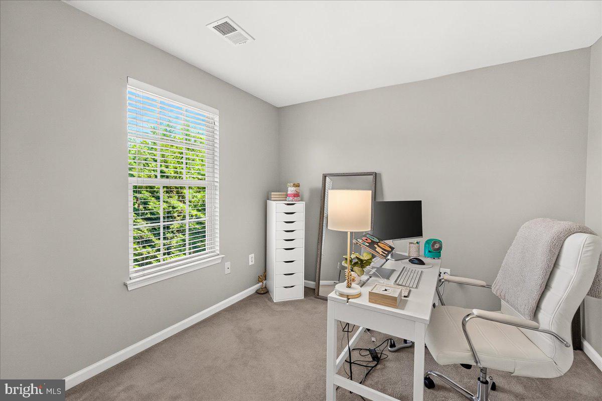CLOVER RIDGE - Residential