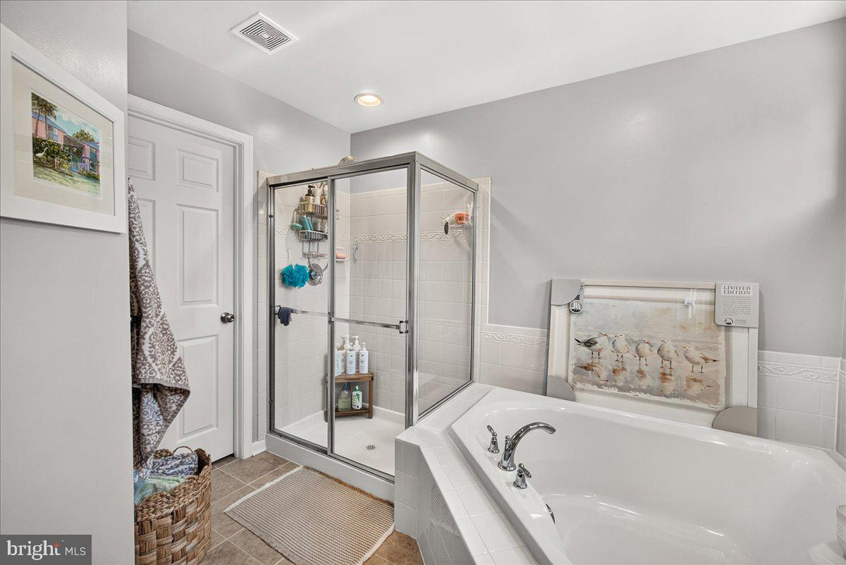 CLOVER RIDGE - Residential