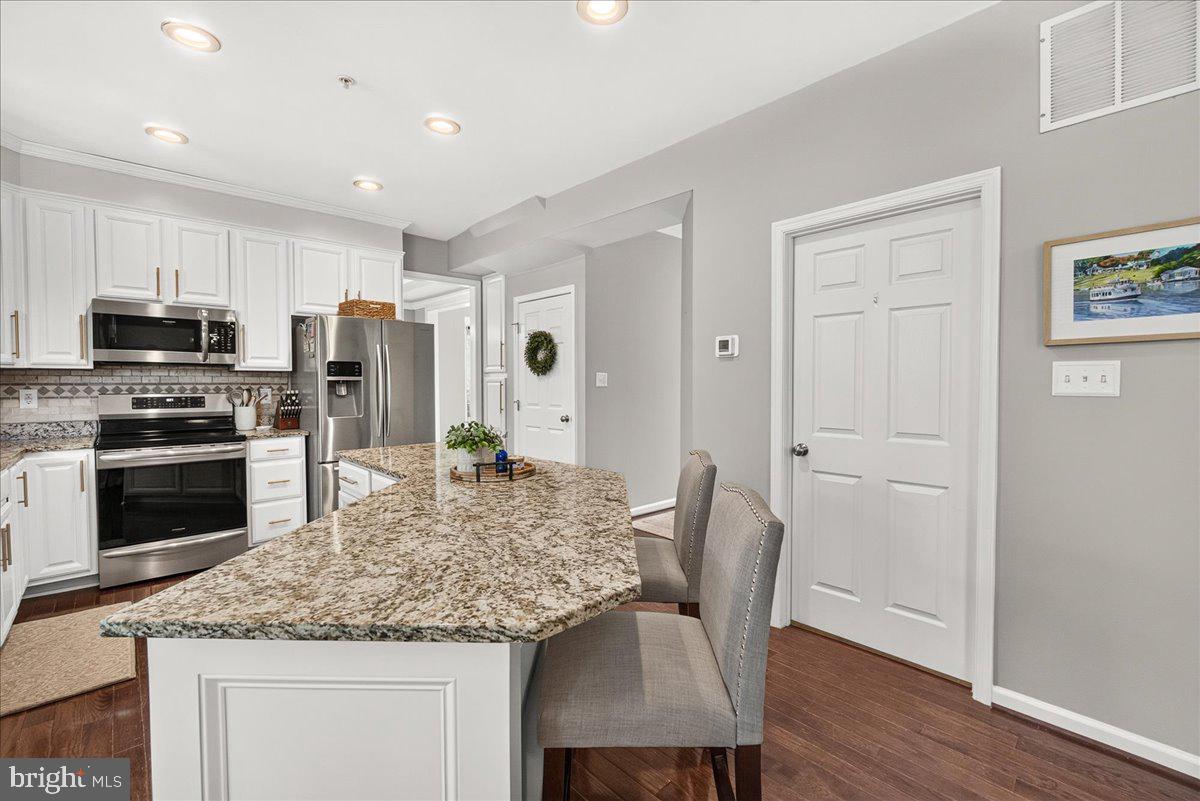 CLOVER RIDGE - Residential