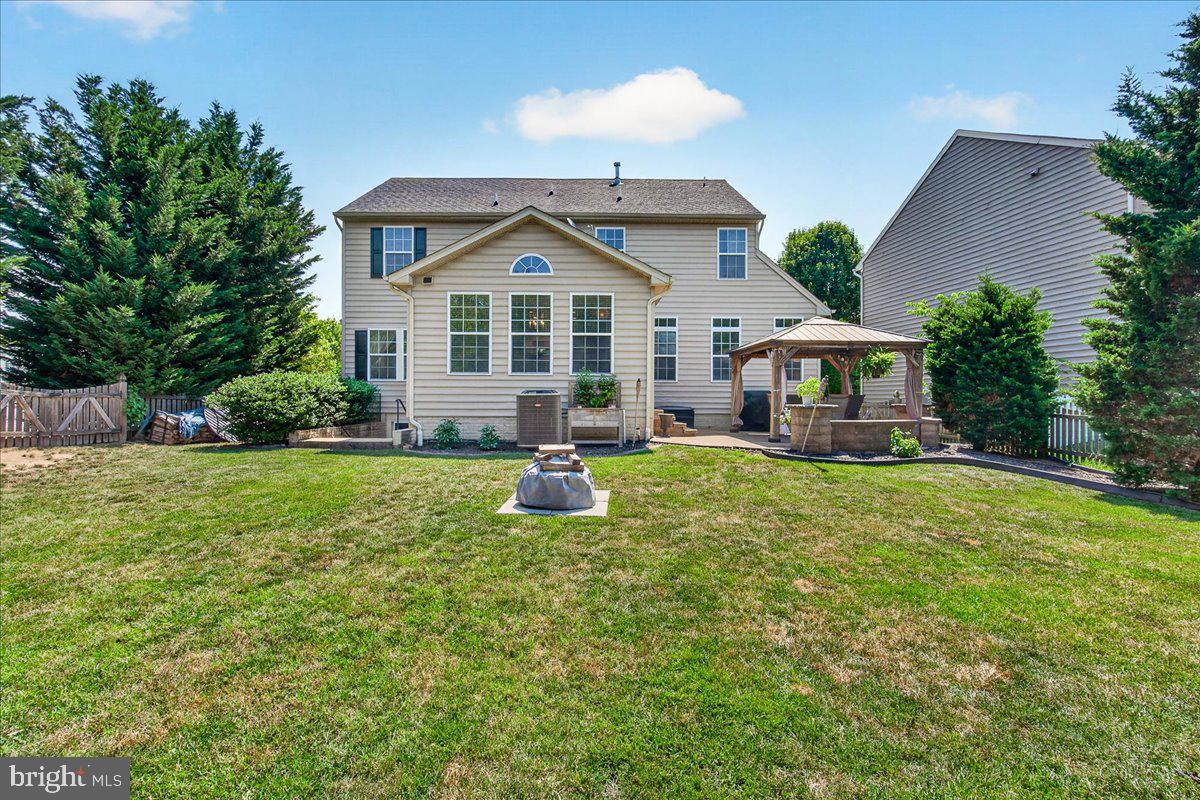 CLOVER RIDGE - Residential