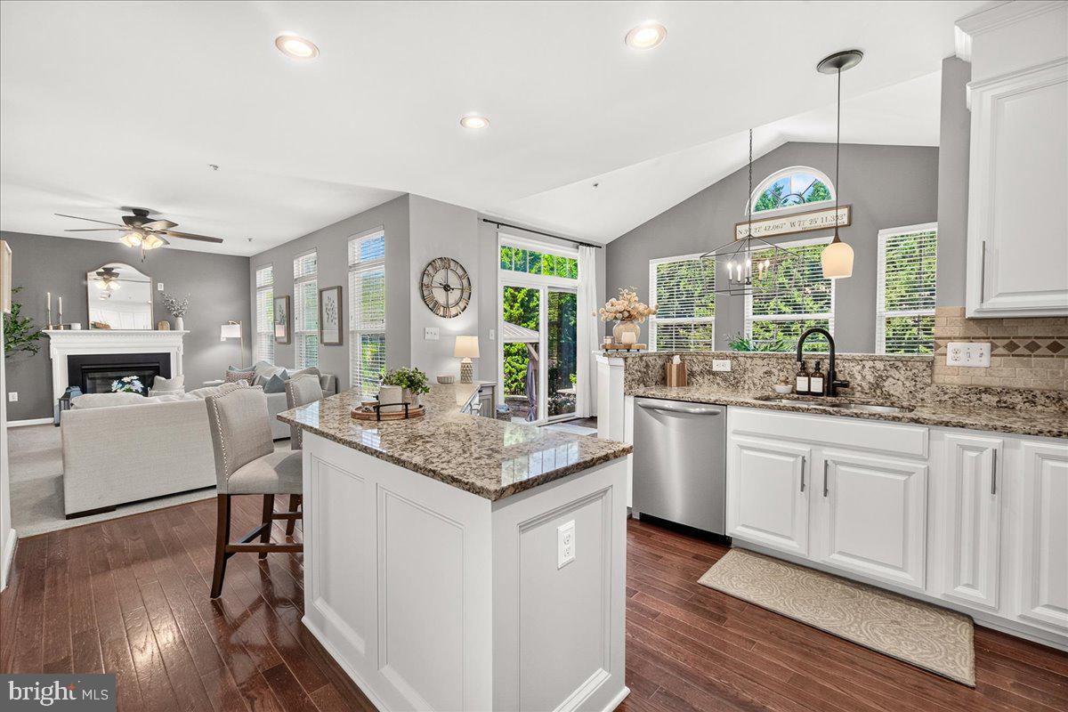 CLOVER RIDGE - Residential