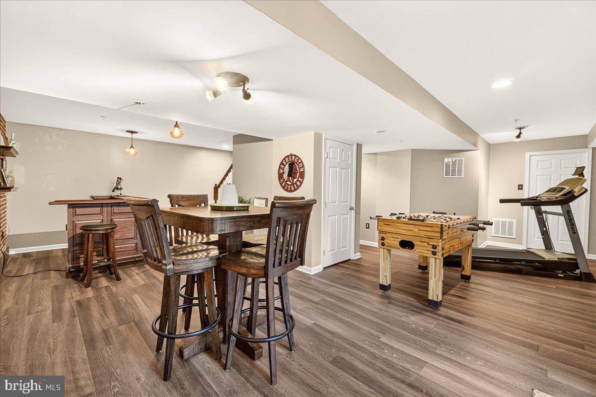 CLOVER RIDGE - Residential