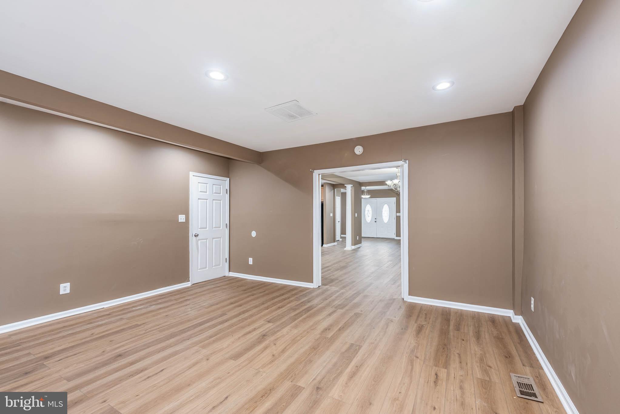 GWYNN OAK - Commercial Sale