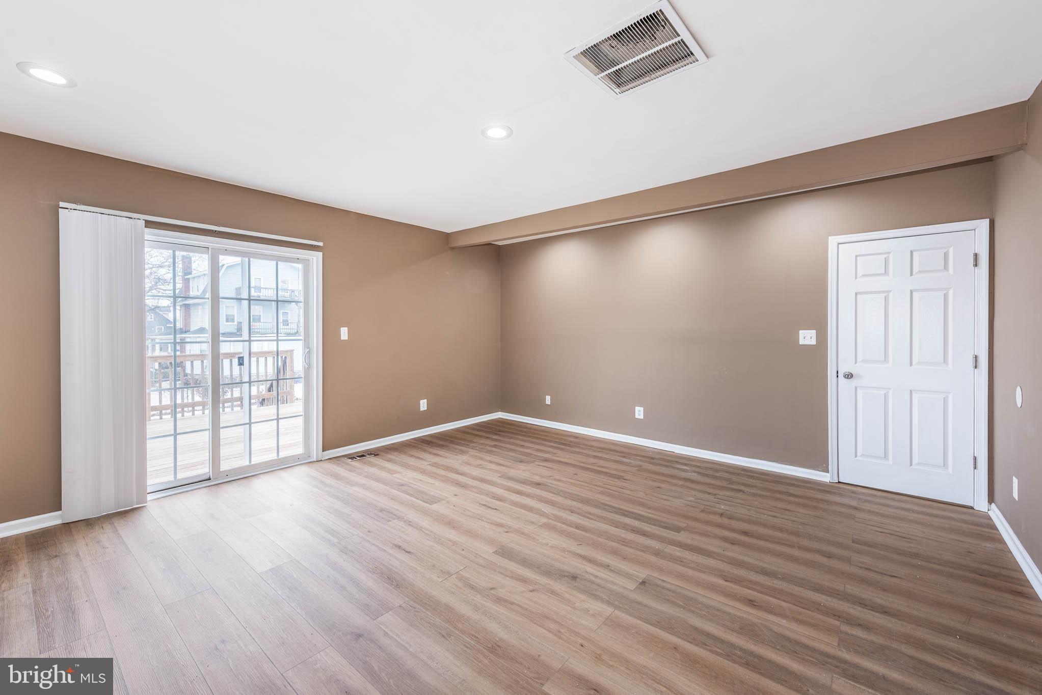 GWYNN OAK - Commercial Sale