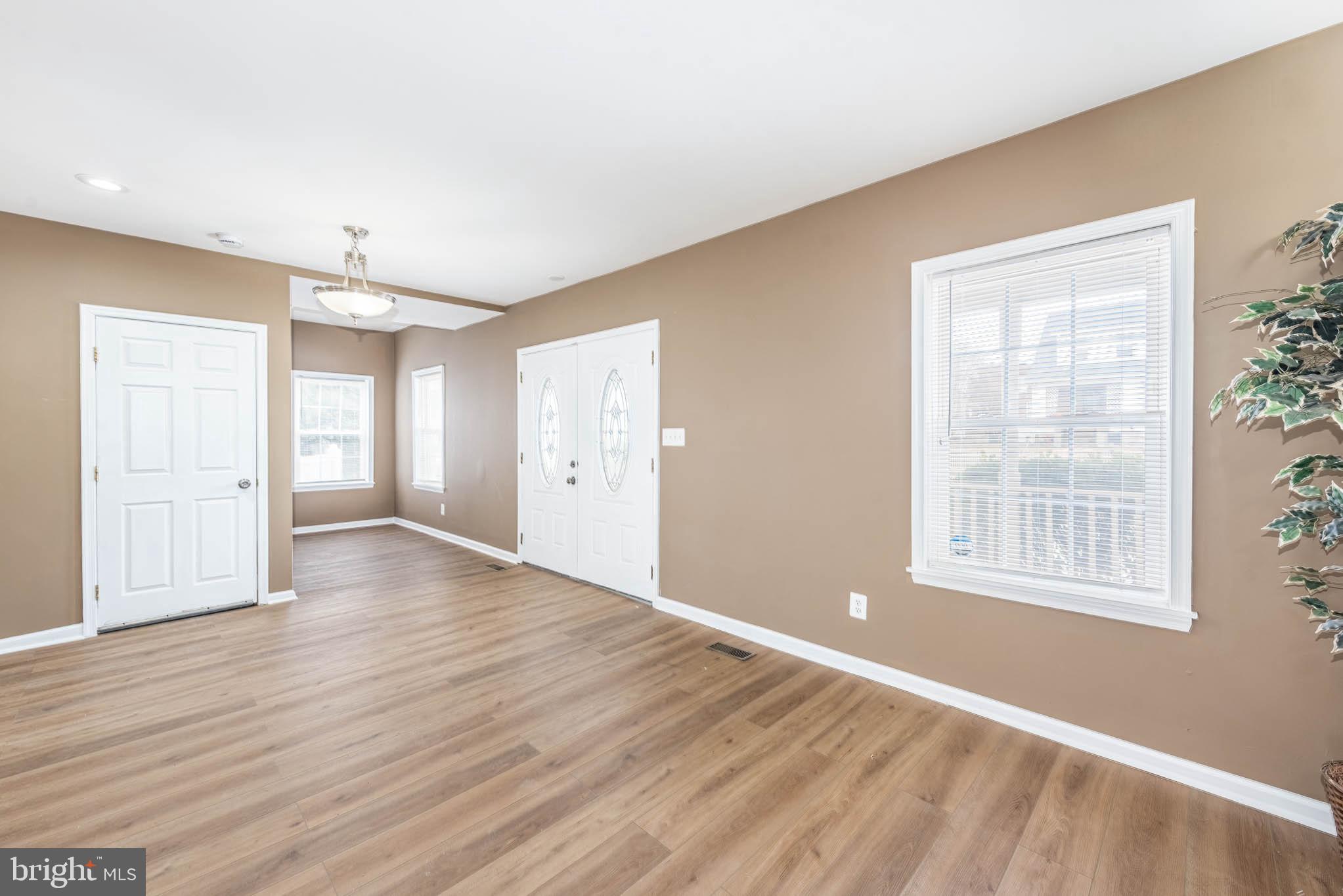 GWYNN OAK - Commercial Sale