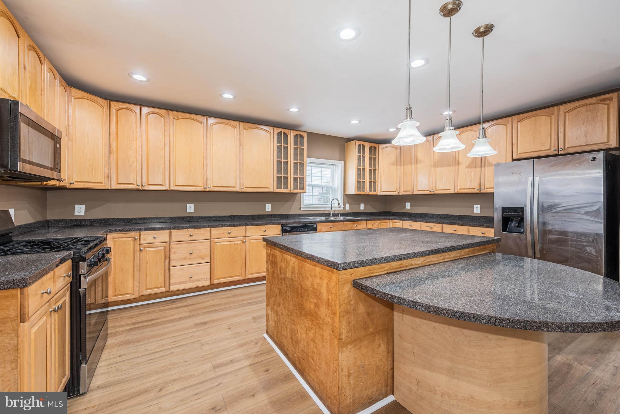 GWYNN OAK - Commercial Sale