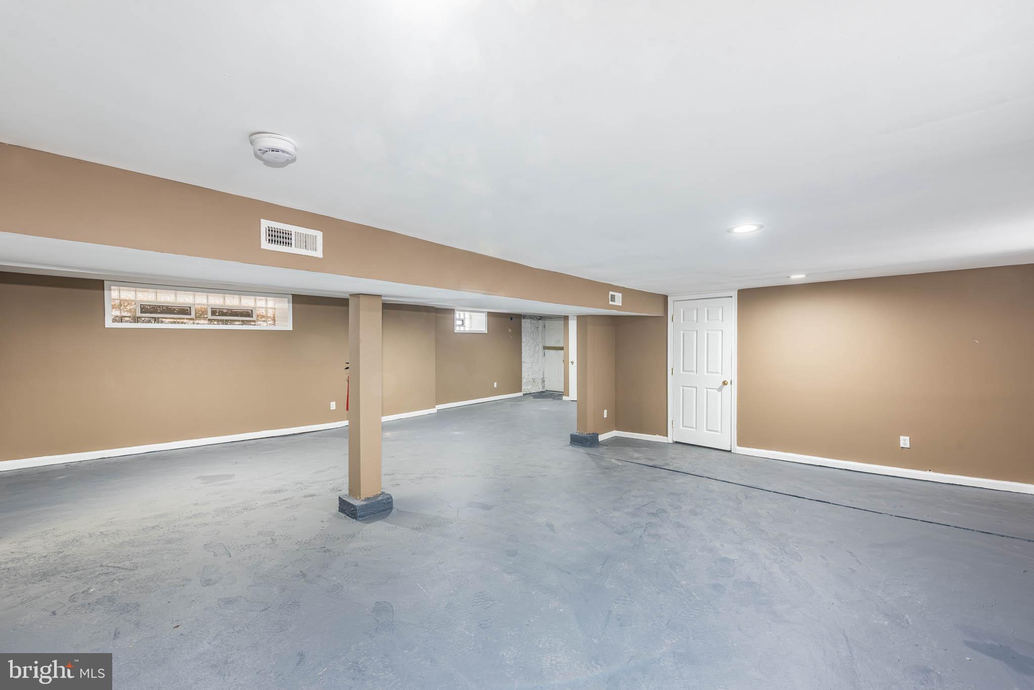 GWYNN OAK - Commercial Sale