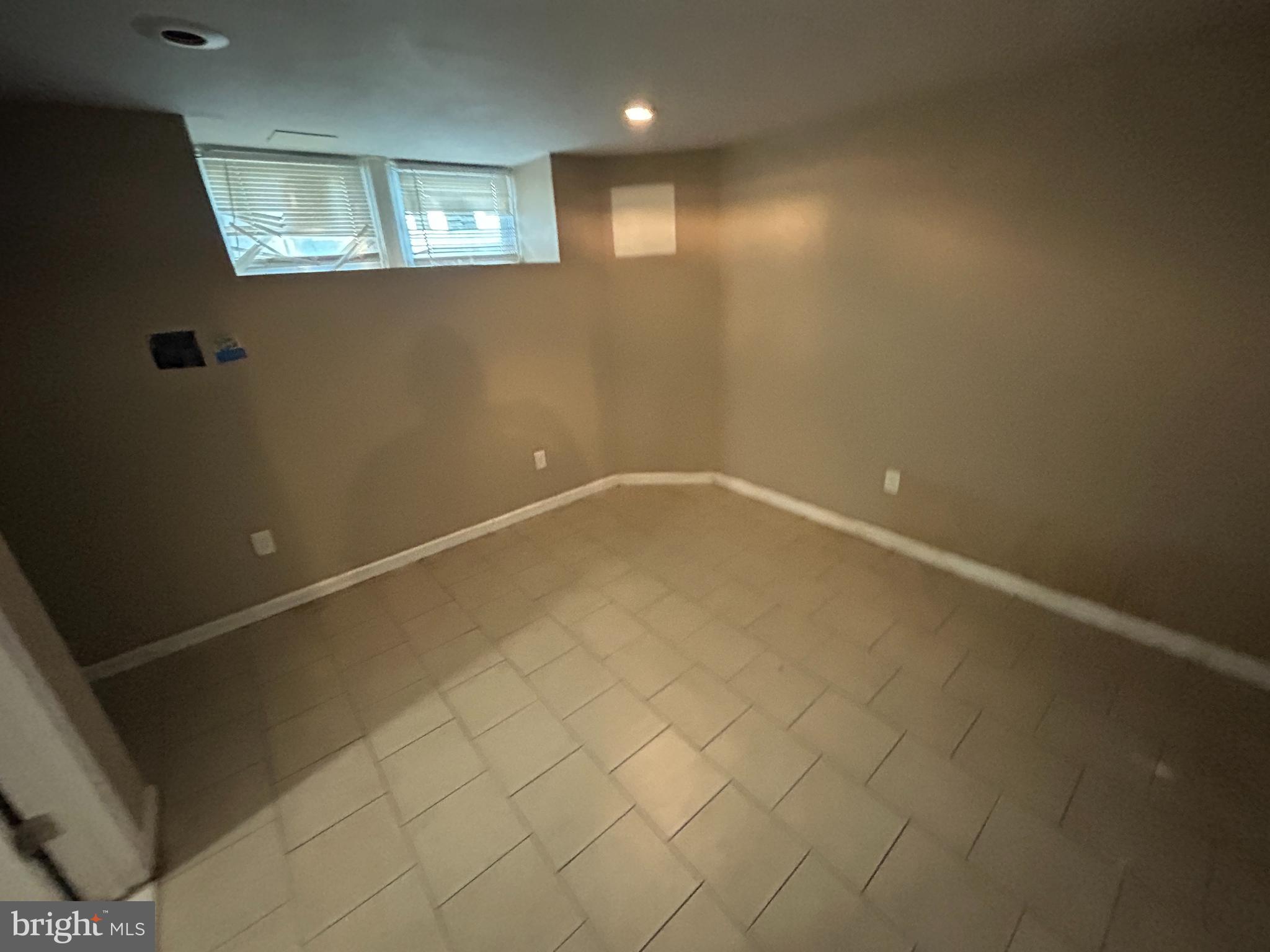 CARROLL-SOUTH HILTON - Residential