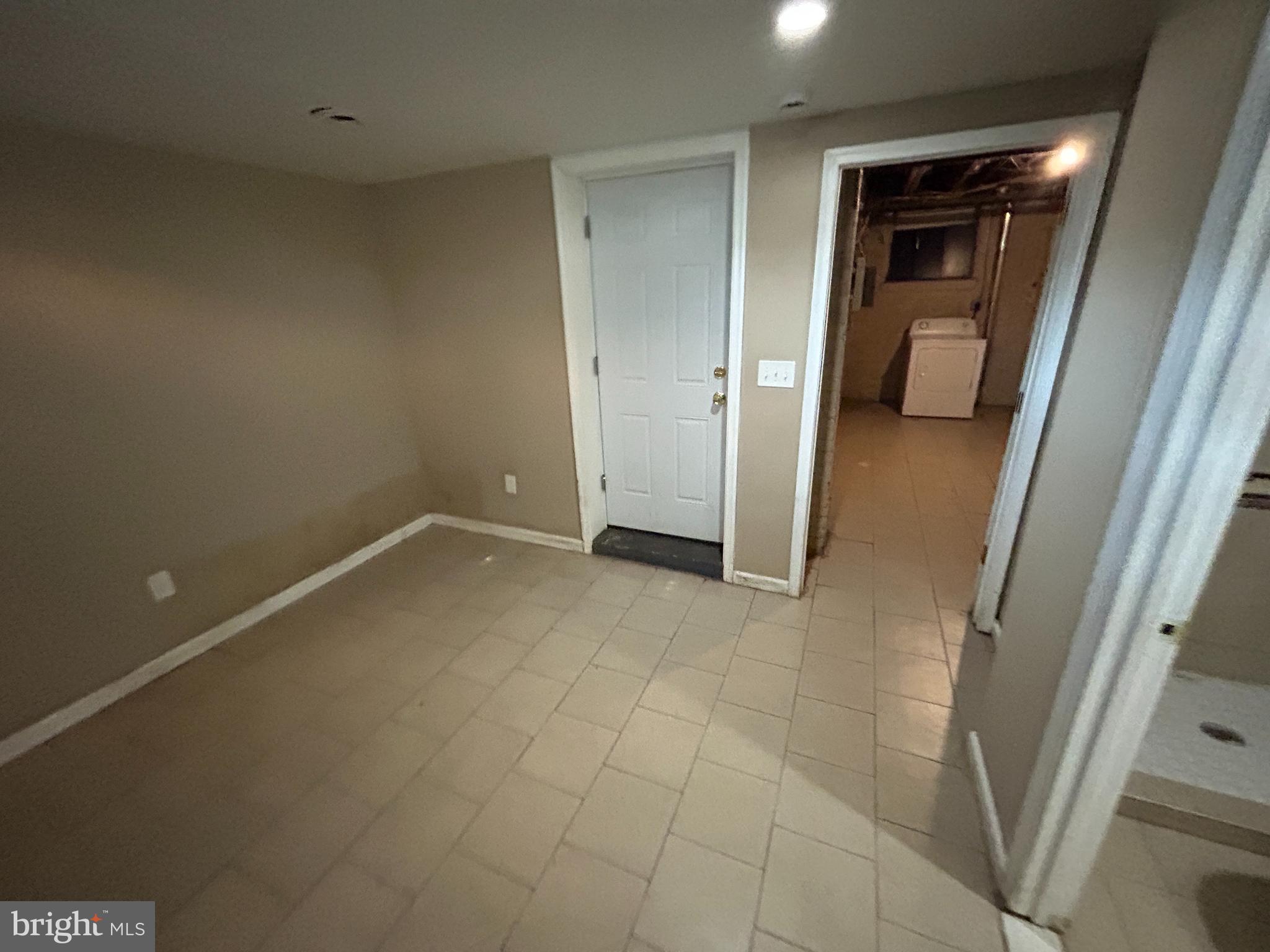 CARROLL-SOUTH HILTON - Residential