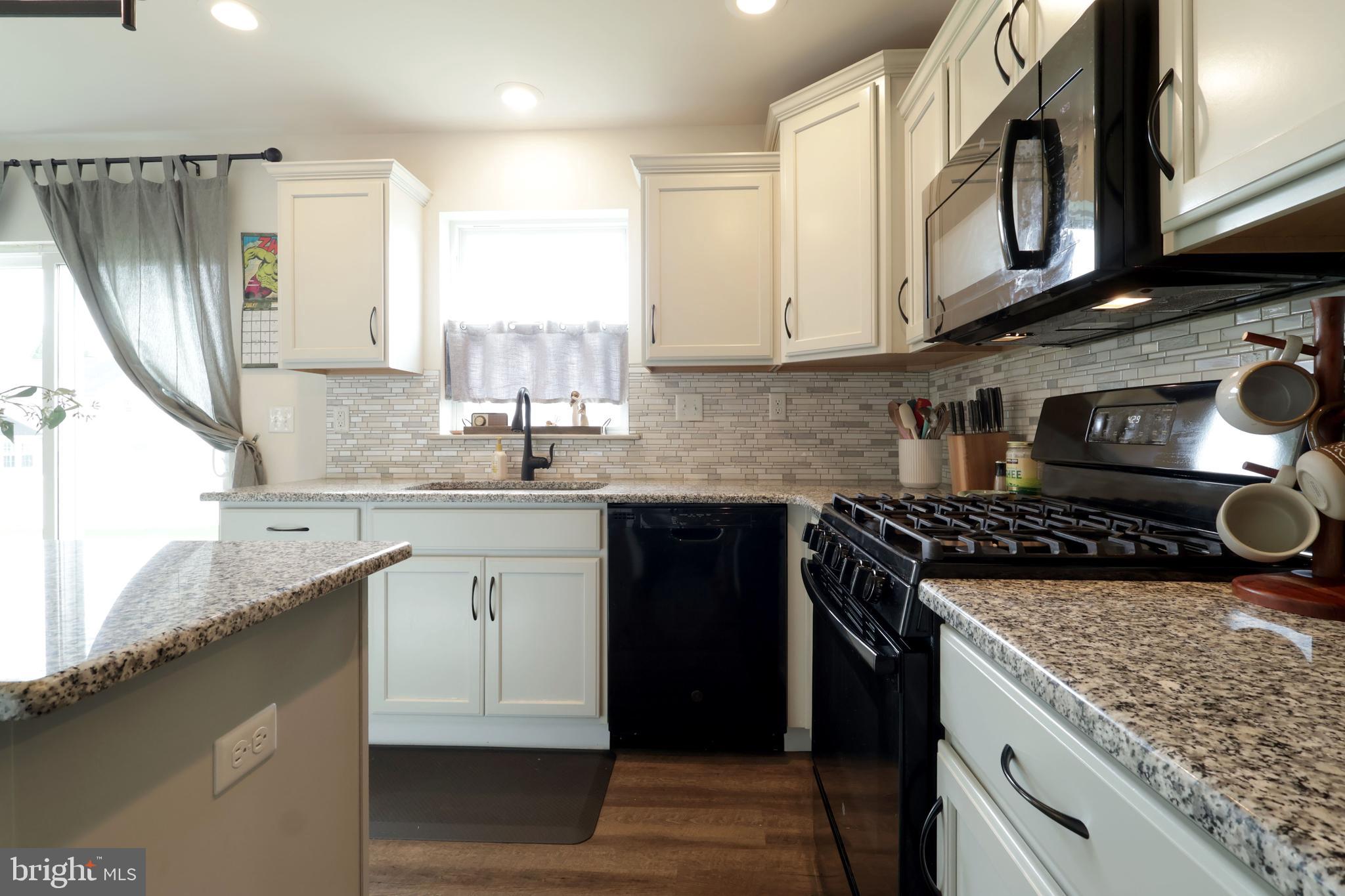 AMBERLEIGH - Residential