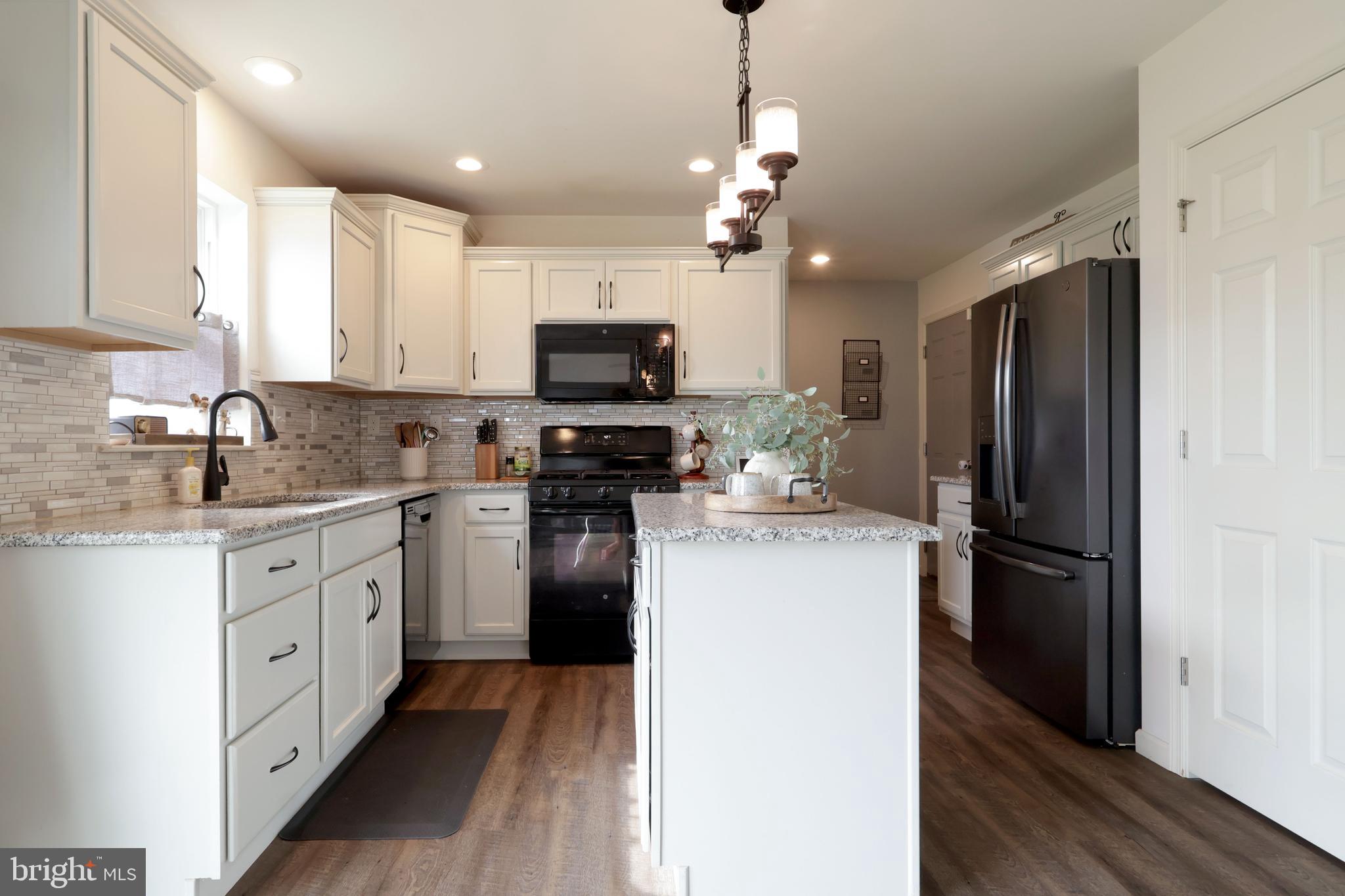 AMBERLEIGH - Residential