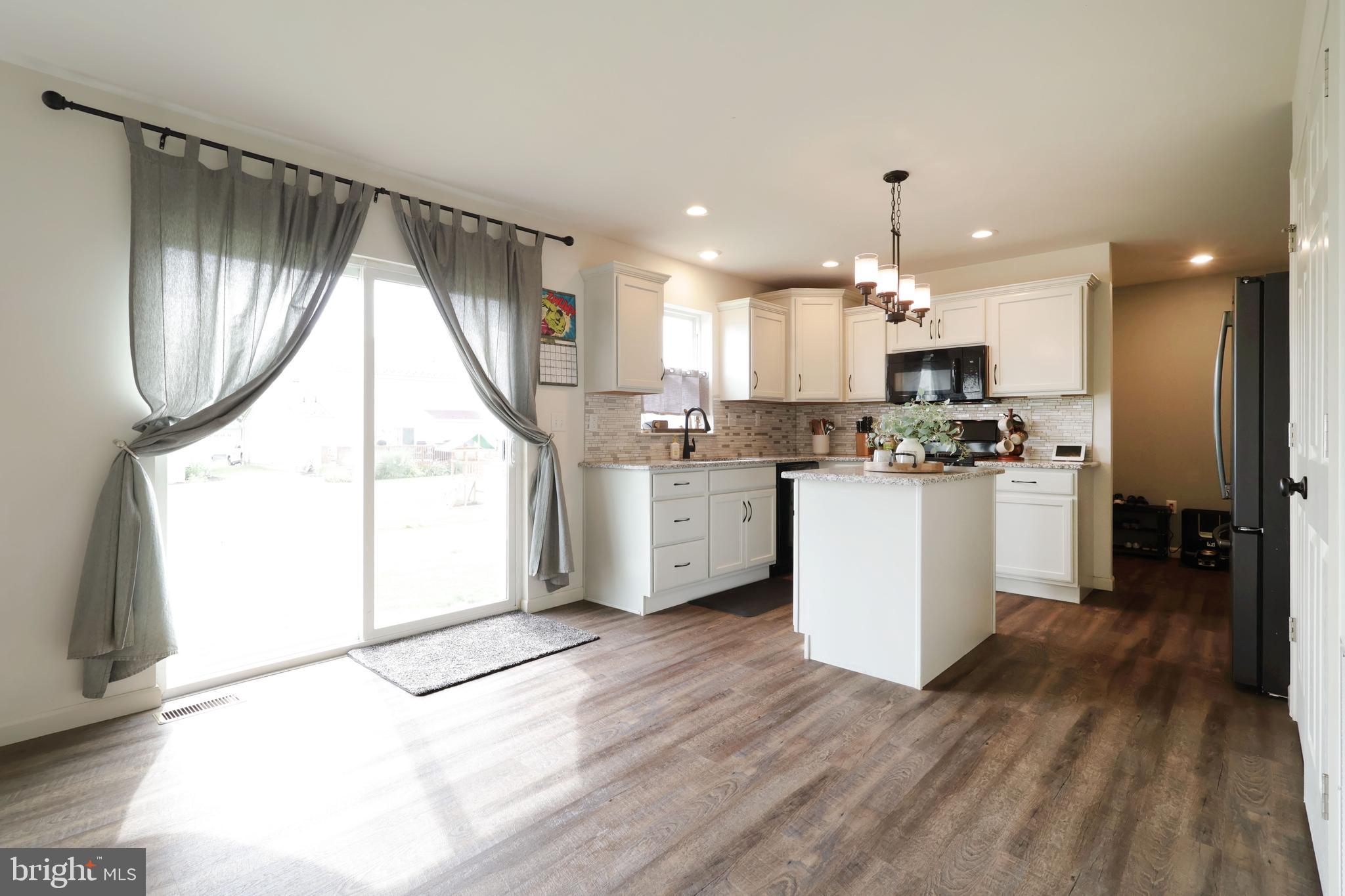 AMBERLEIGH - Residential