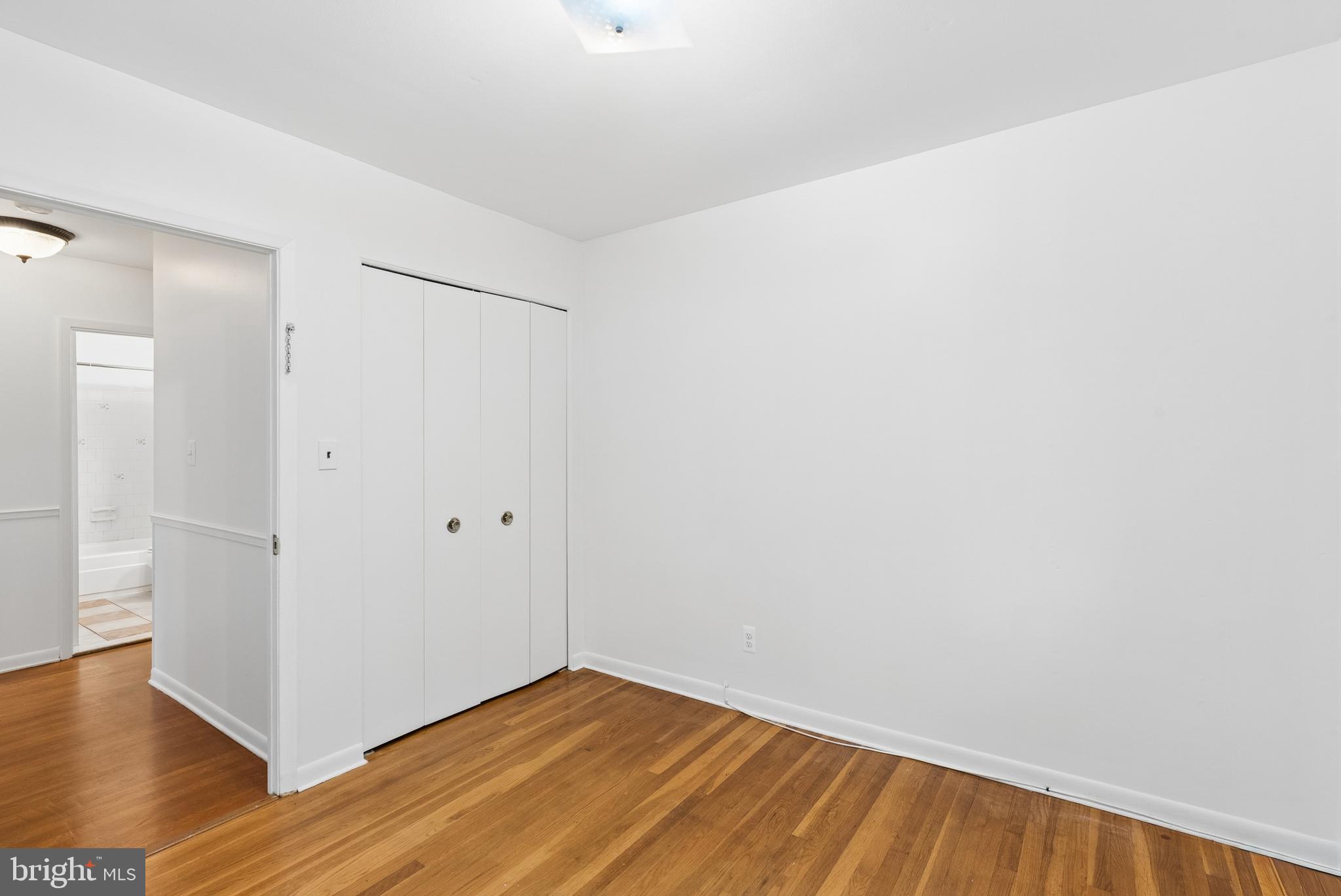 WOODBRIDGE VALLEY - Residential