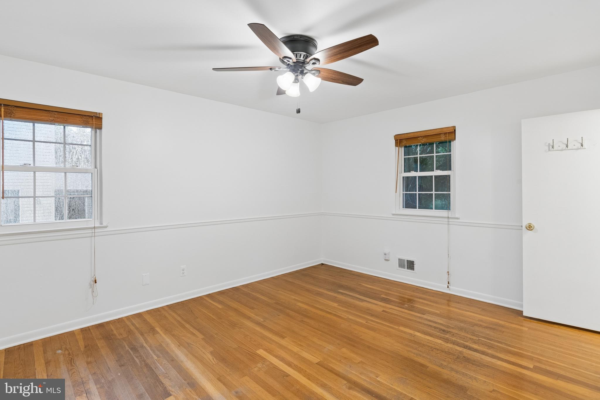 WOODBRIDGE VALLEY - Residential