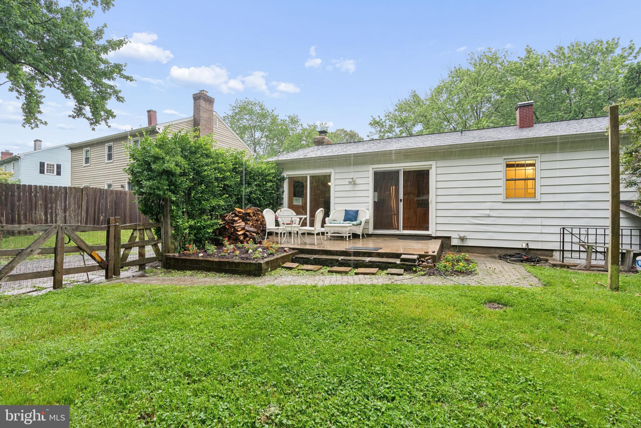 WOODBRIDGE VALLEY - Residential
