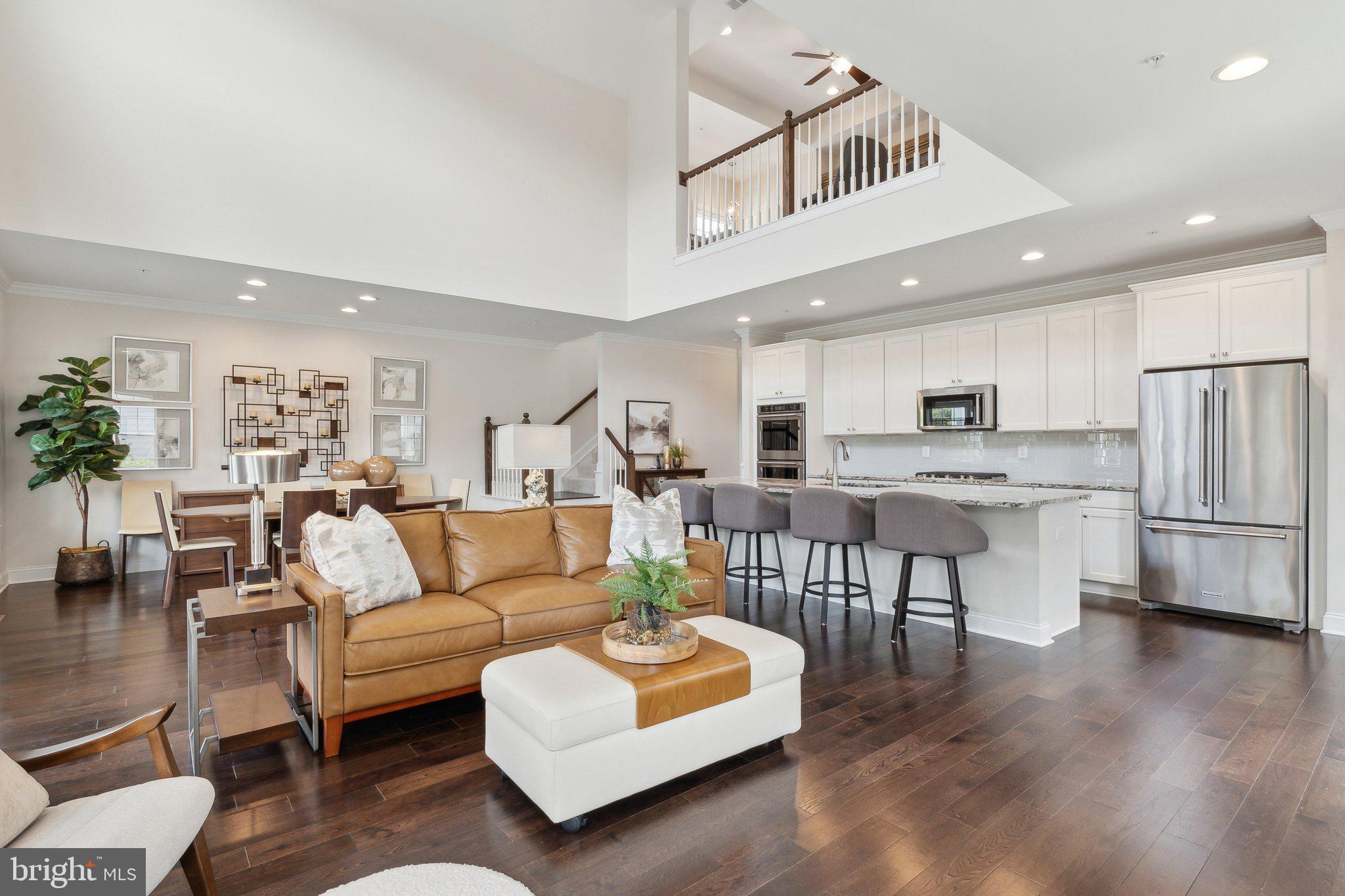 EASTON VILLAGE - Residential