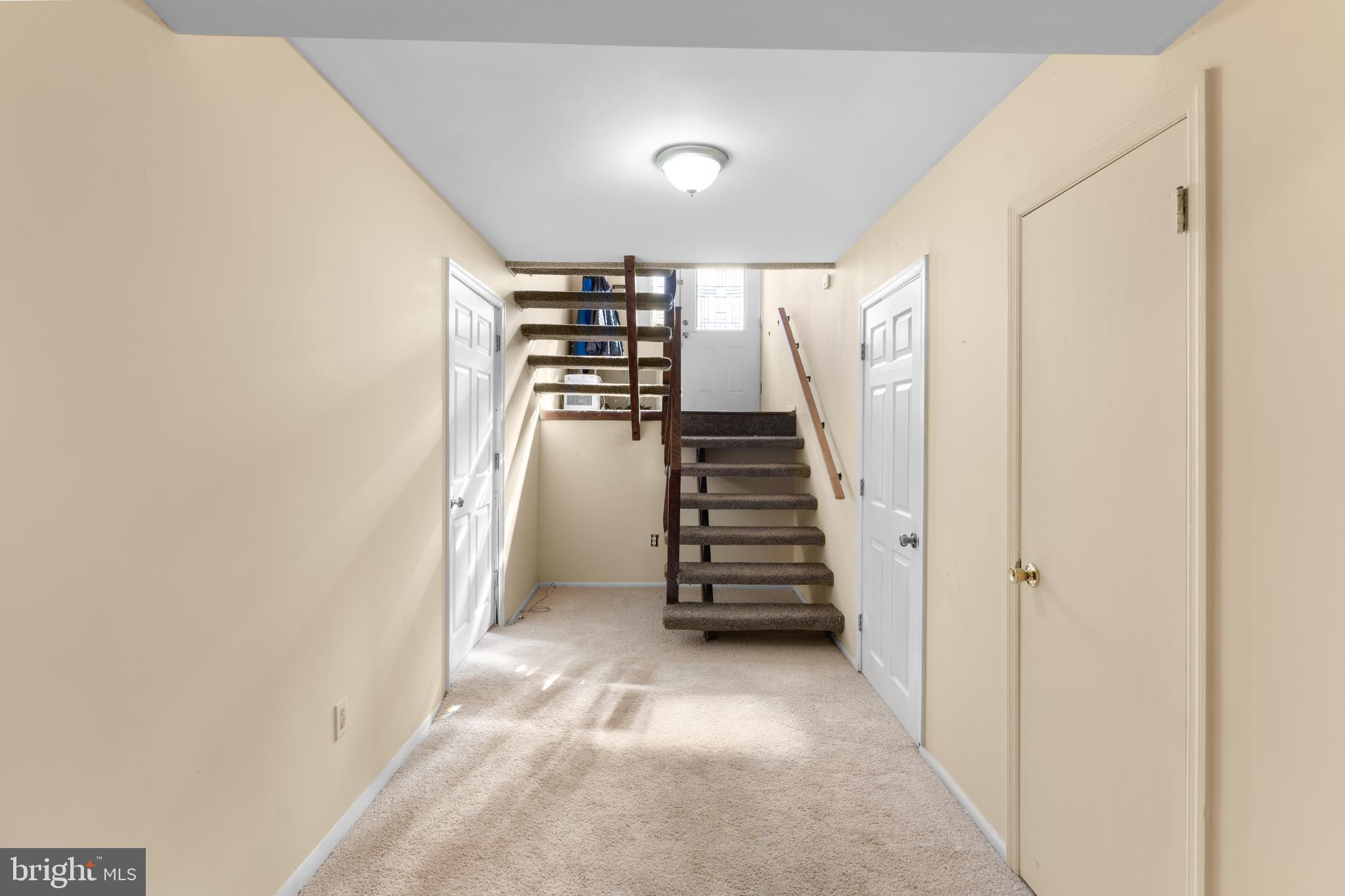 PHILADELPHIA (NORTHEAST) - Residential