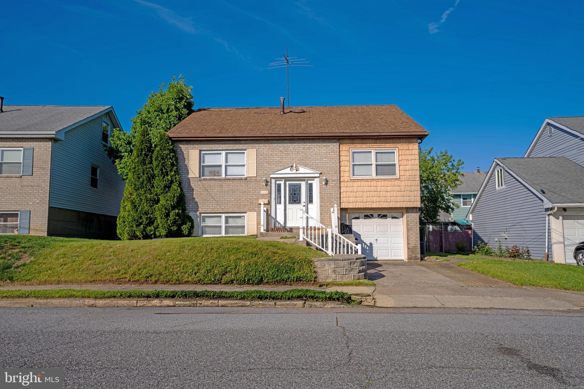 PHILADELPHIA (NORTHEAST) - Residential