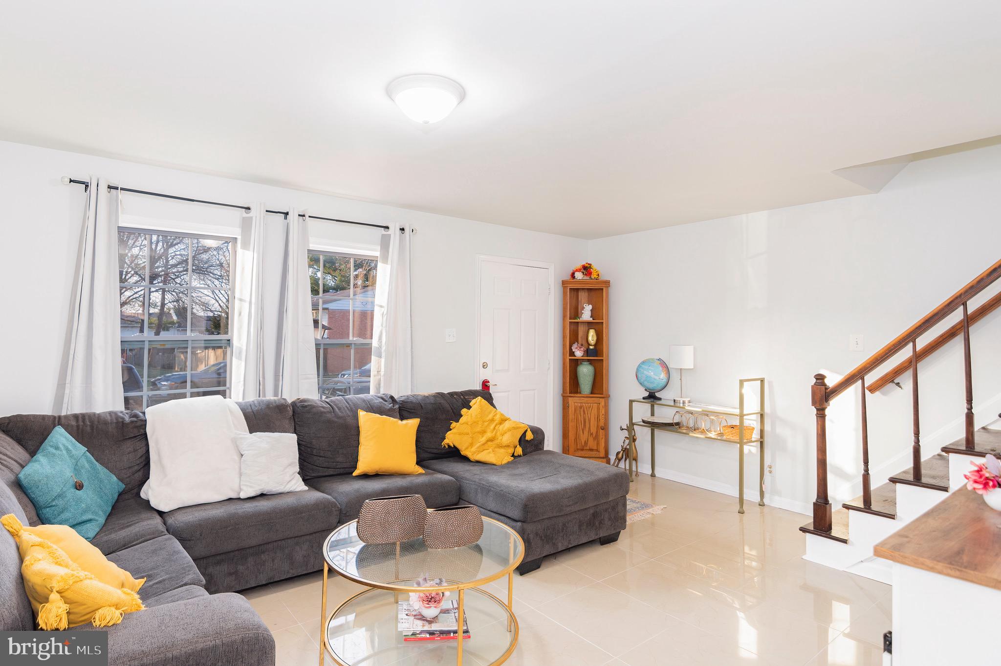 PEMBROOKE - Residential
