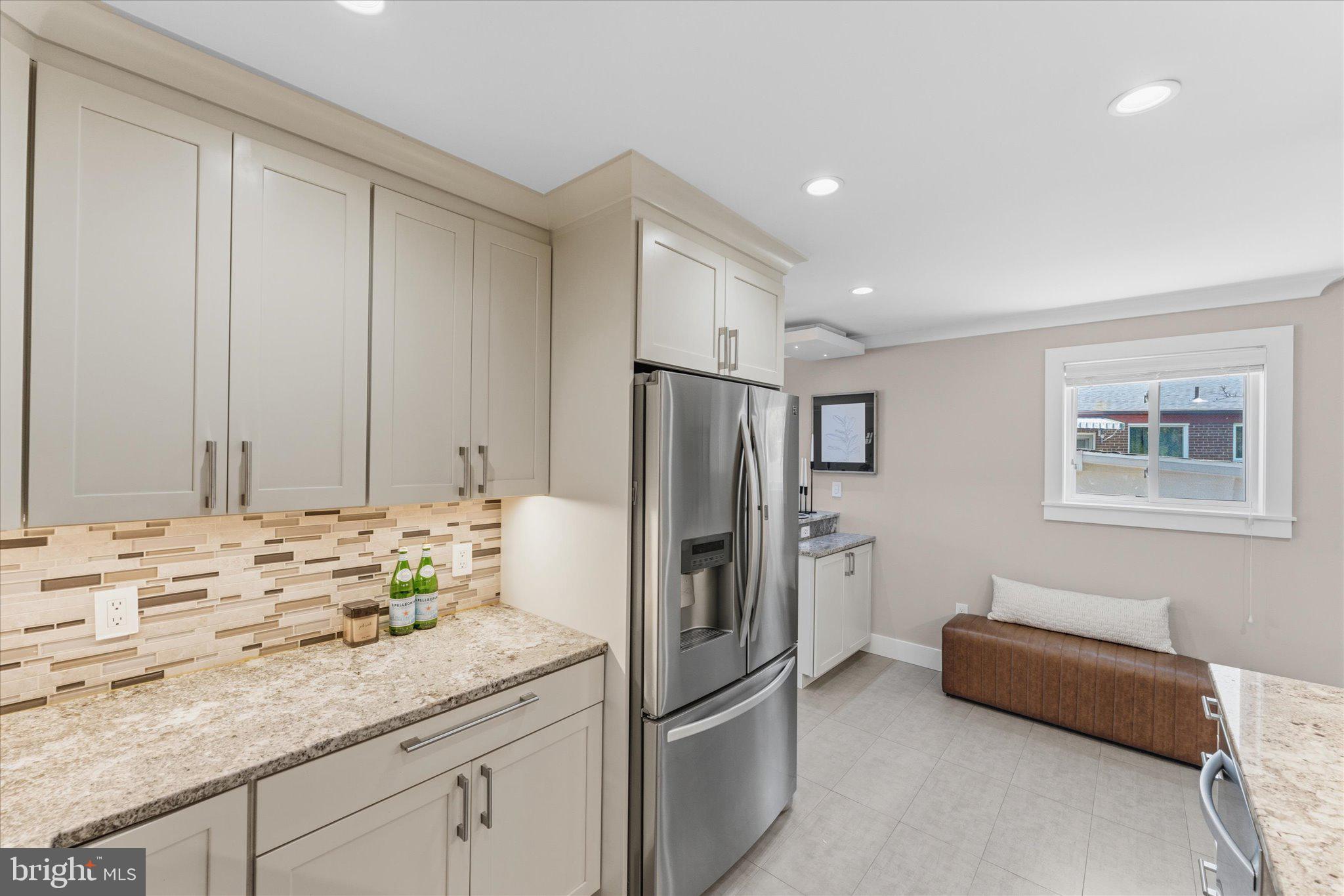 ANNALEE HEIGHTS - Residential