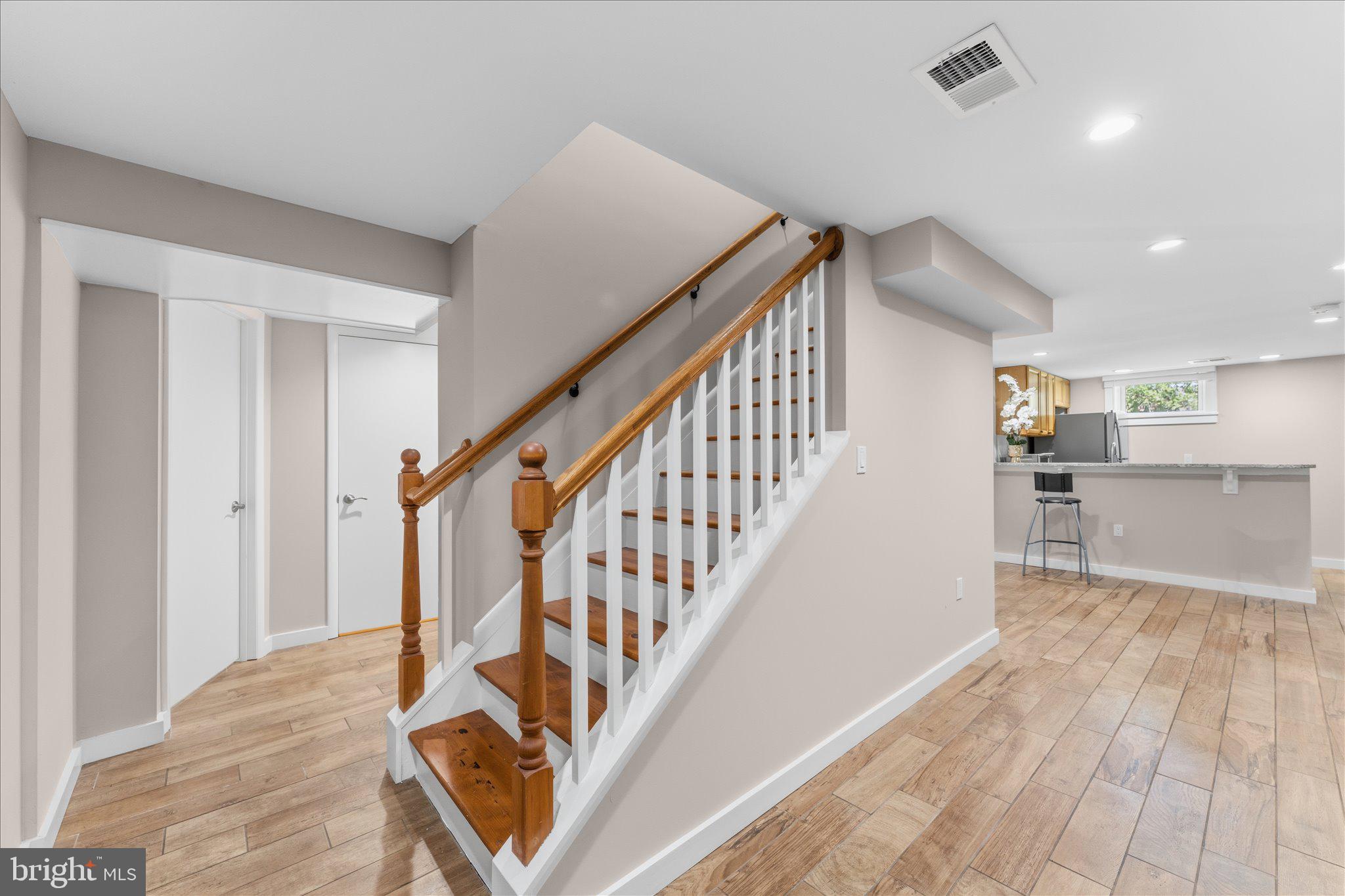 ANNALEE HEIGHTS - Residential